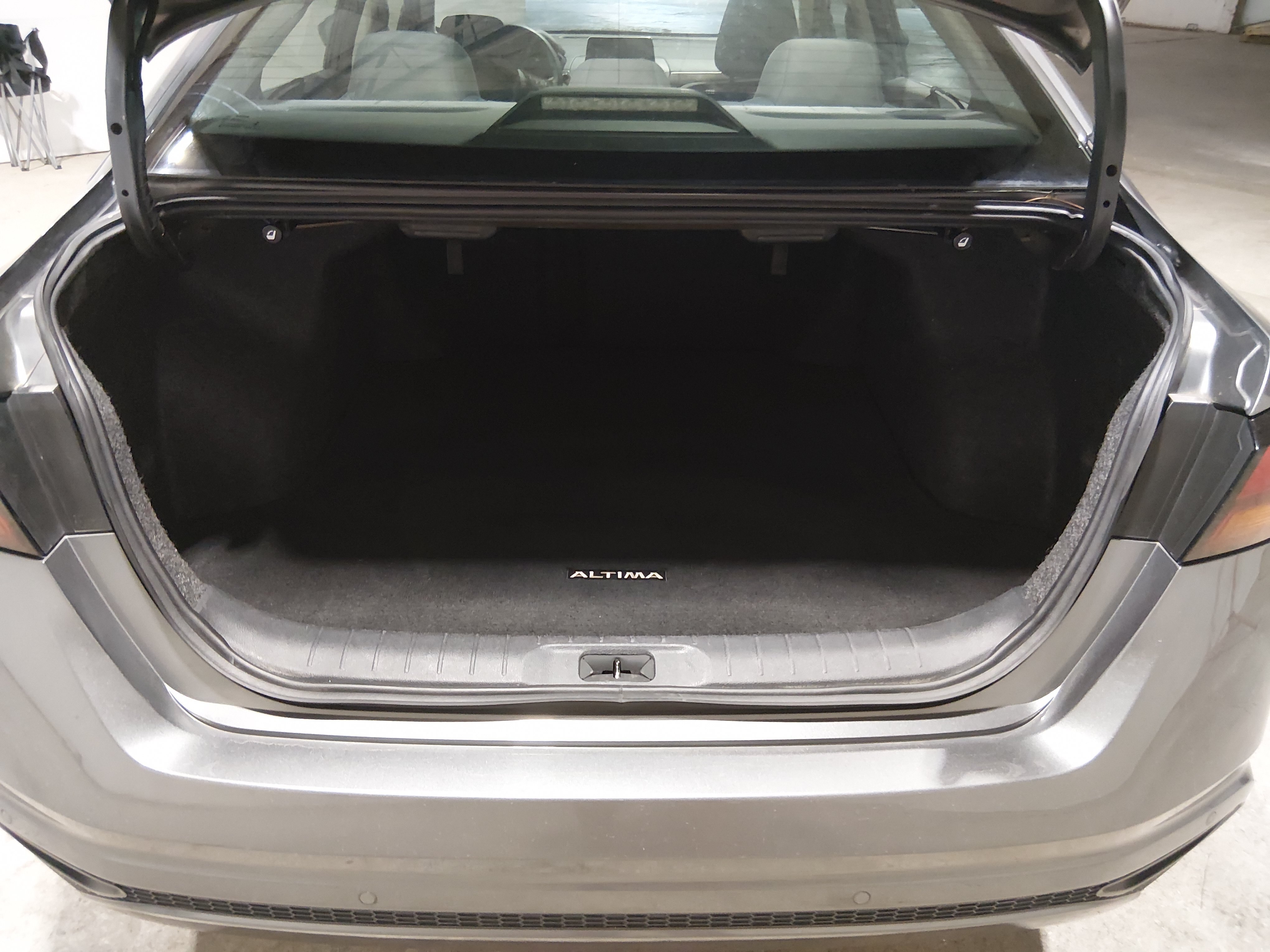 2024 Nissan Altima SV - Photo 11
