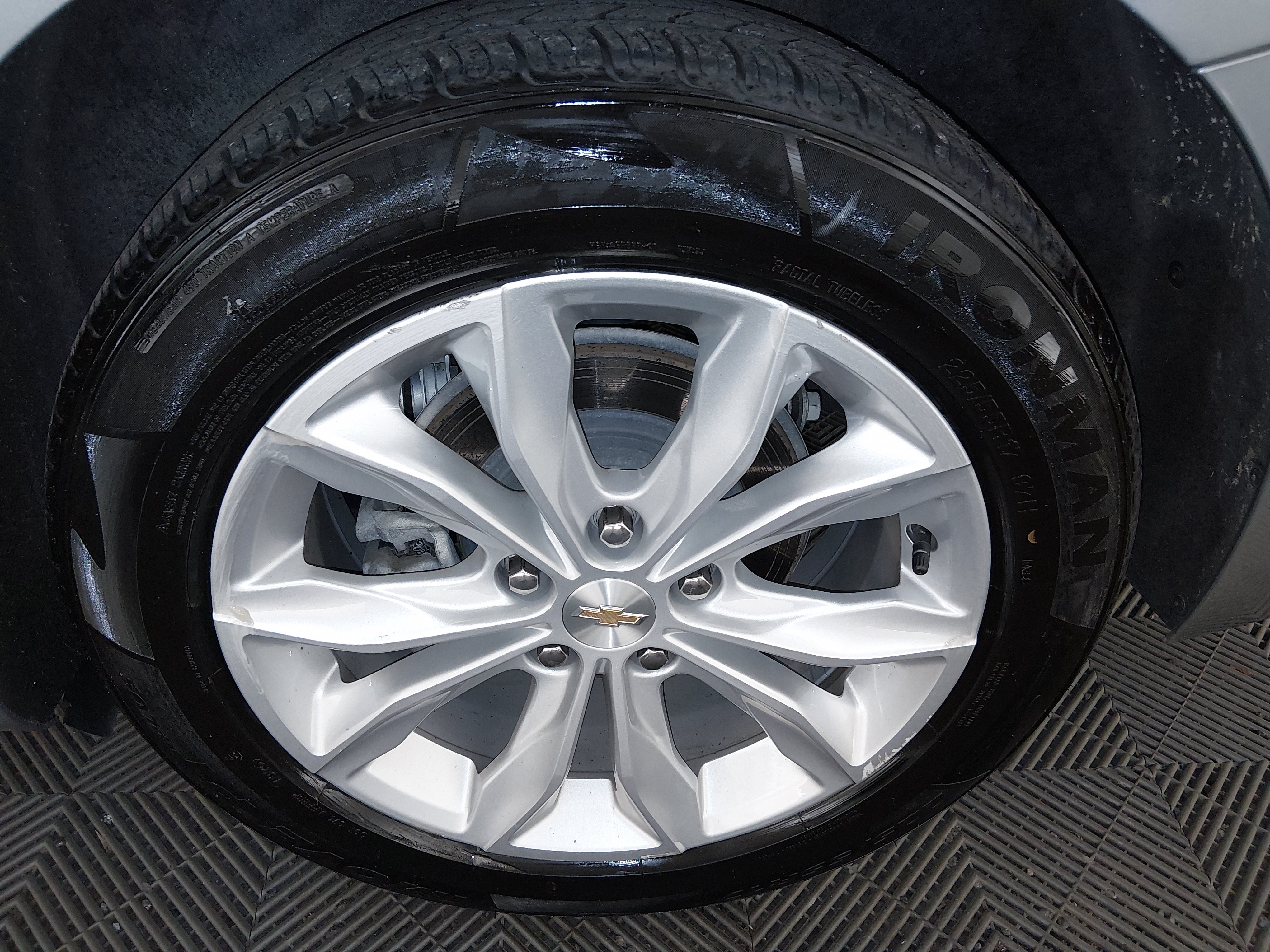 2024 Chevrolet Malibu 1LT - Photo 10