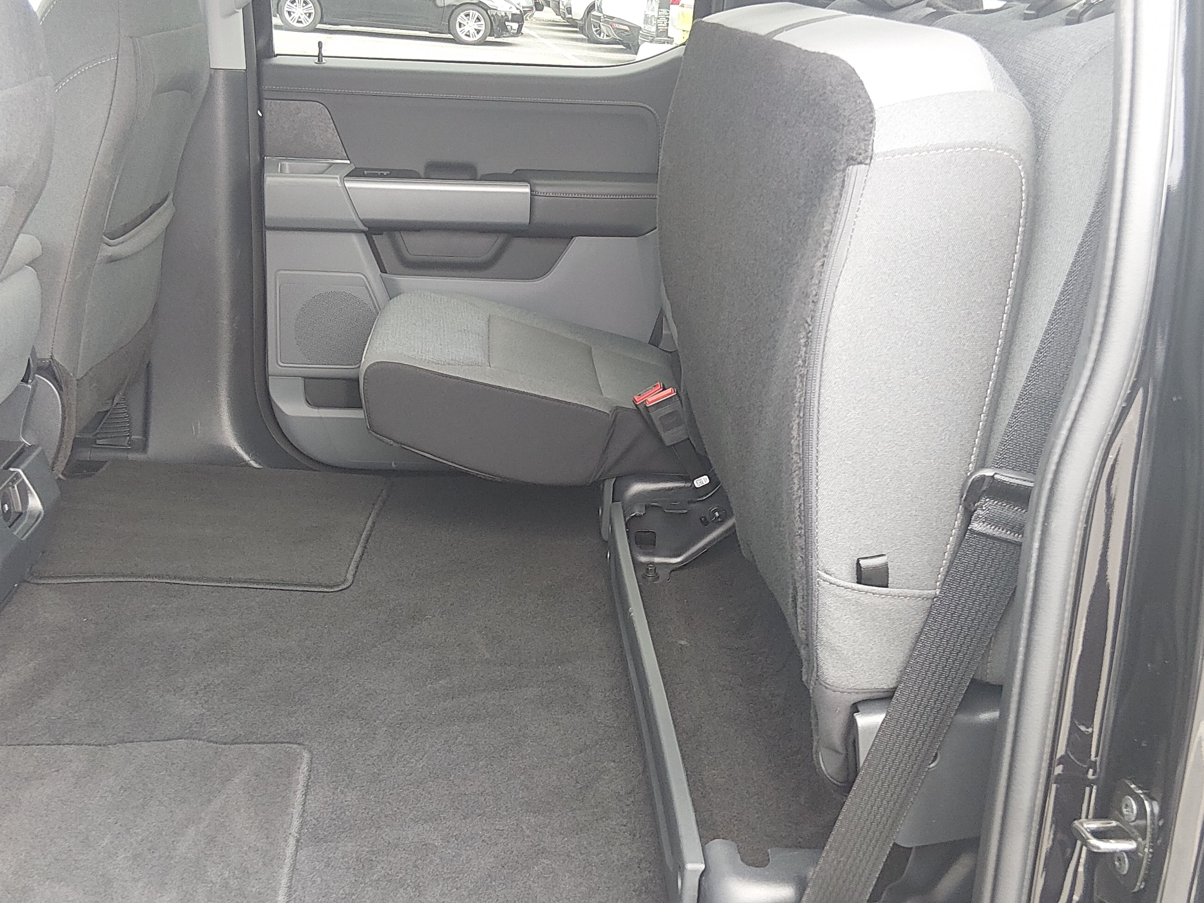 2025 Ford F-150 XLT - Photo 20