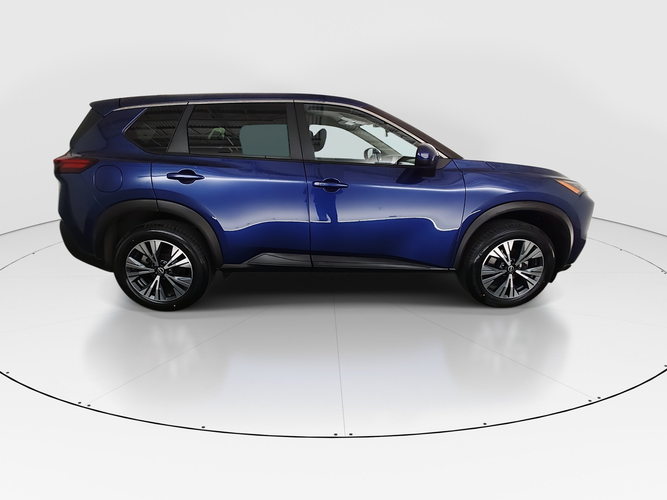 2023 Nissan Rogue SV - Photo 8