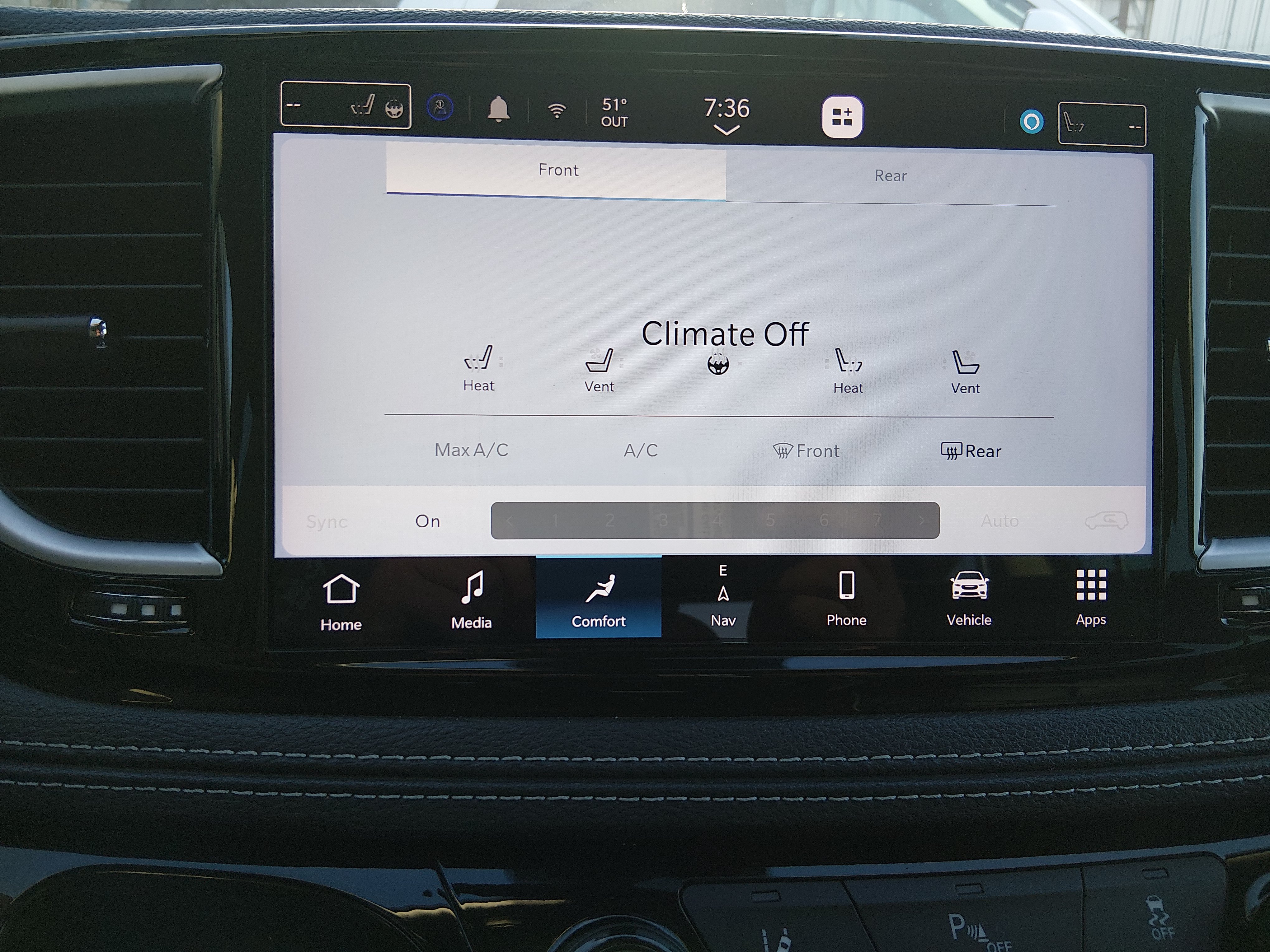 2023 Chrysler Pacifica Hybrid Limited - Photo 18