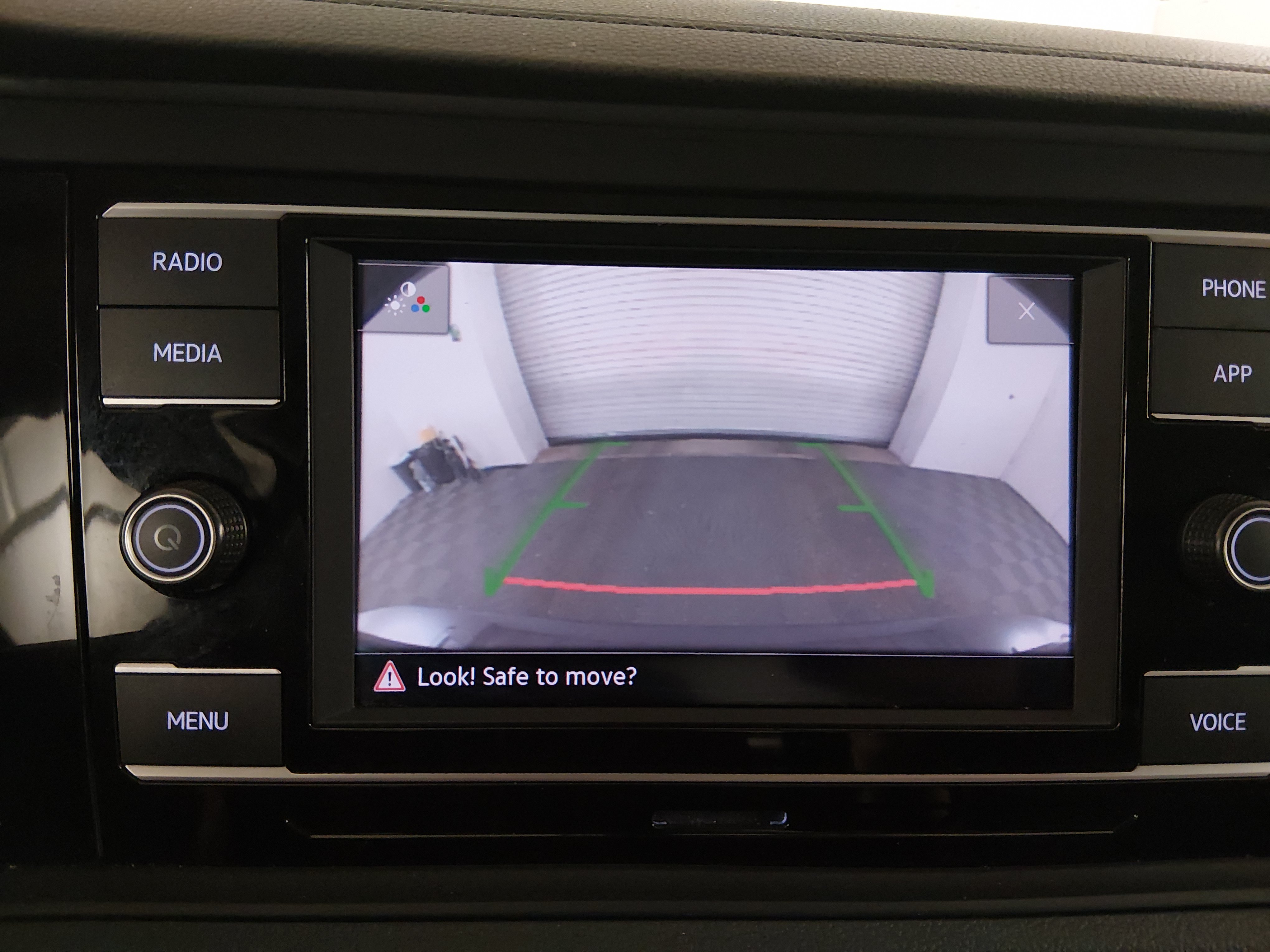 2024 Volkswagen Jetta SE - Photo 16