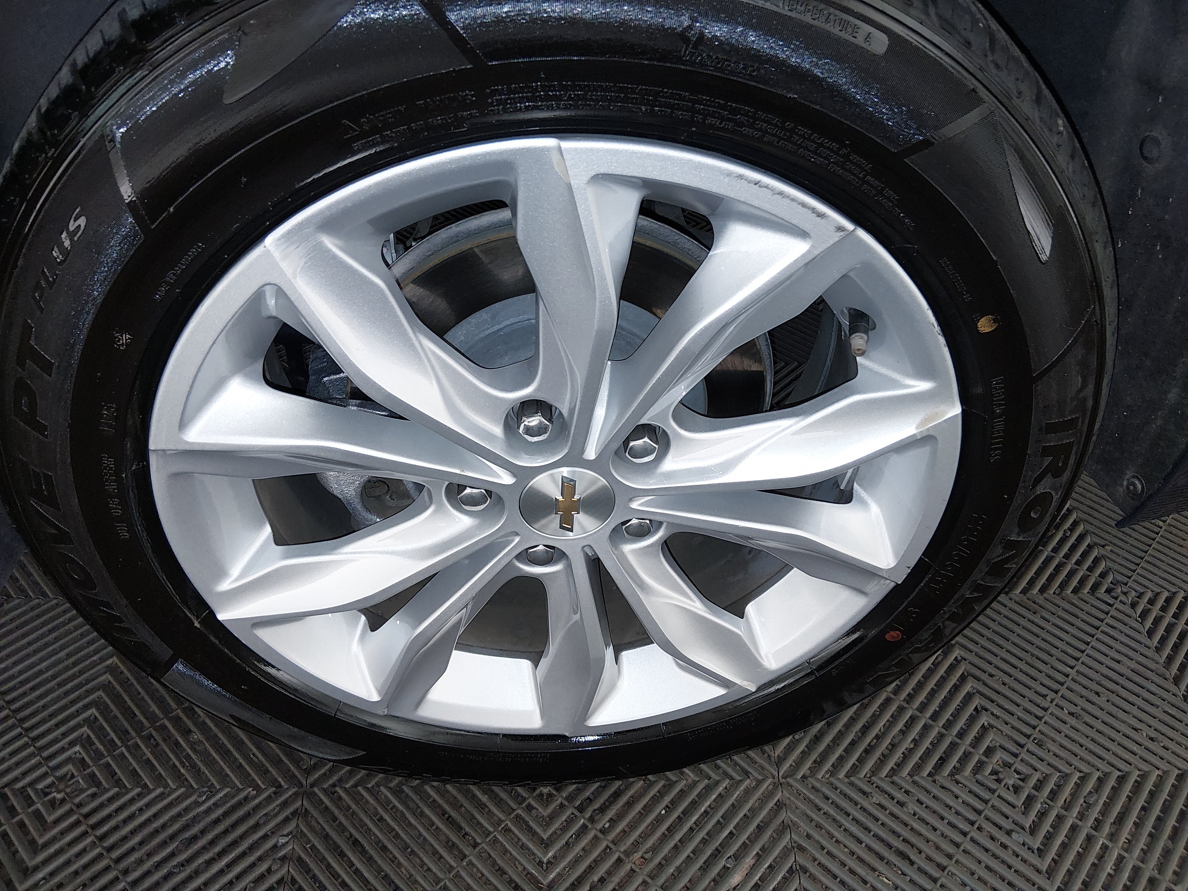 2025 Chevrolet Malibu 1LT - Photo 10