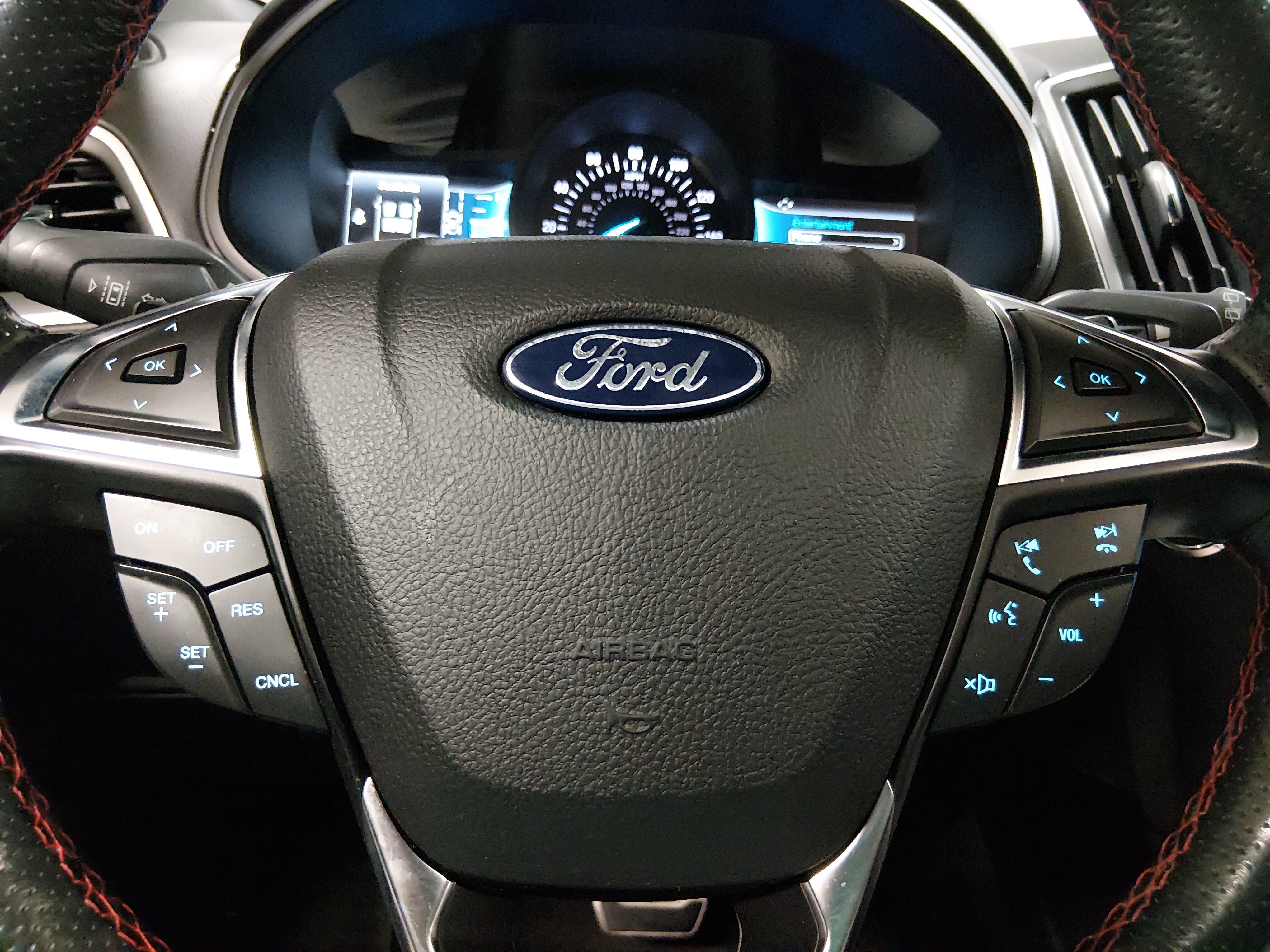 2022 Ford Edge ST-Line - Photo 12