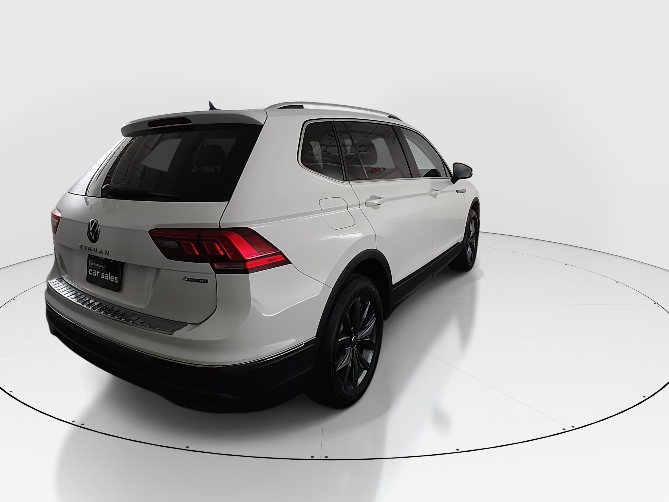 2022 Volkswagen Tiguan SE - Photo 7