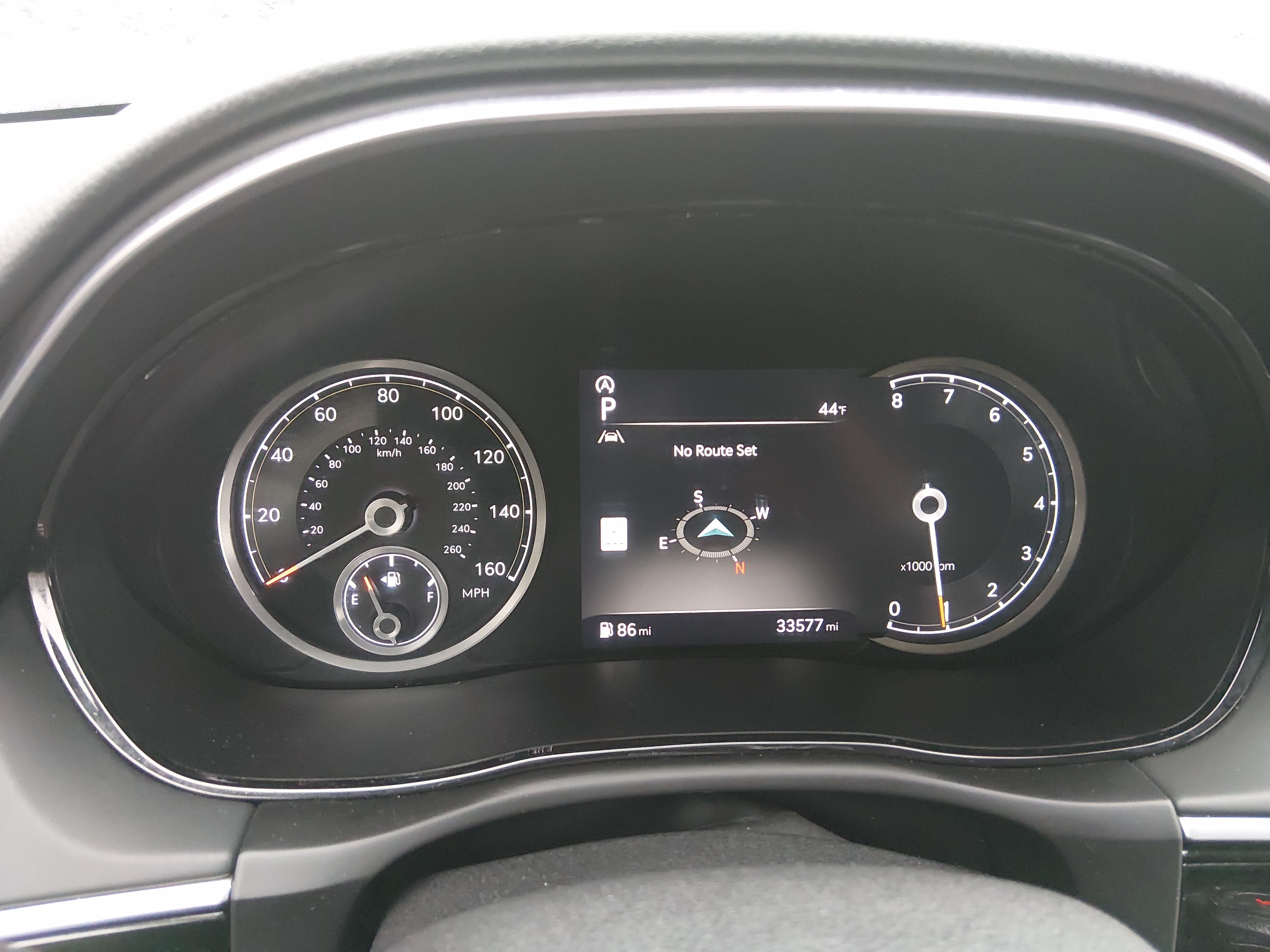 2025 GENESIS GV70 Standard - Photo 14