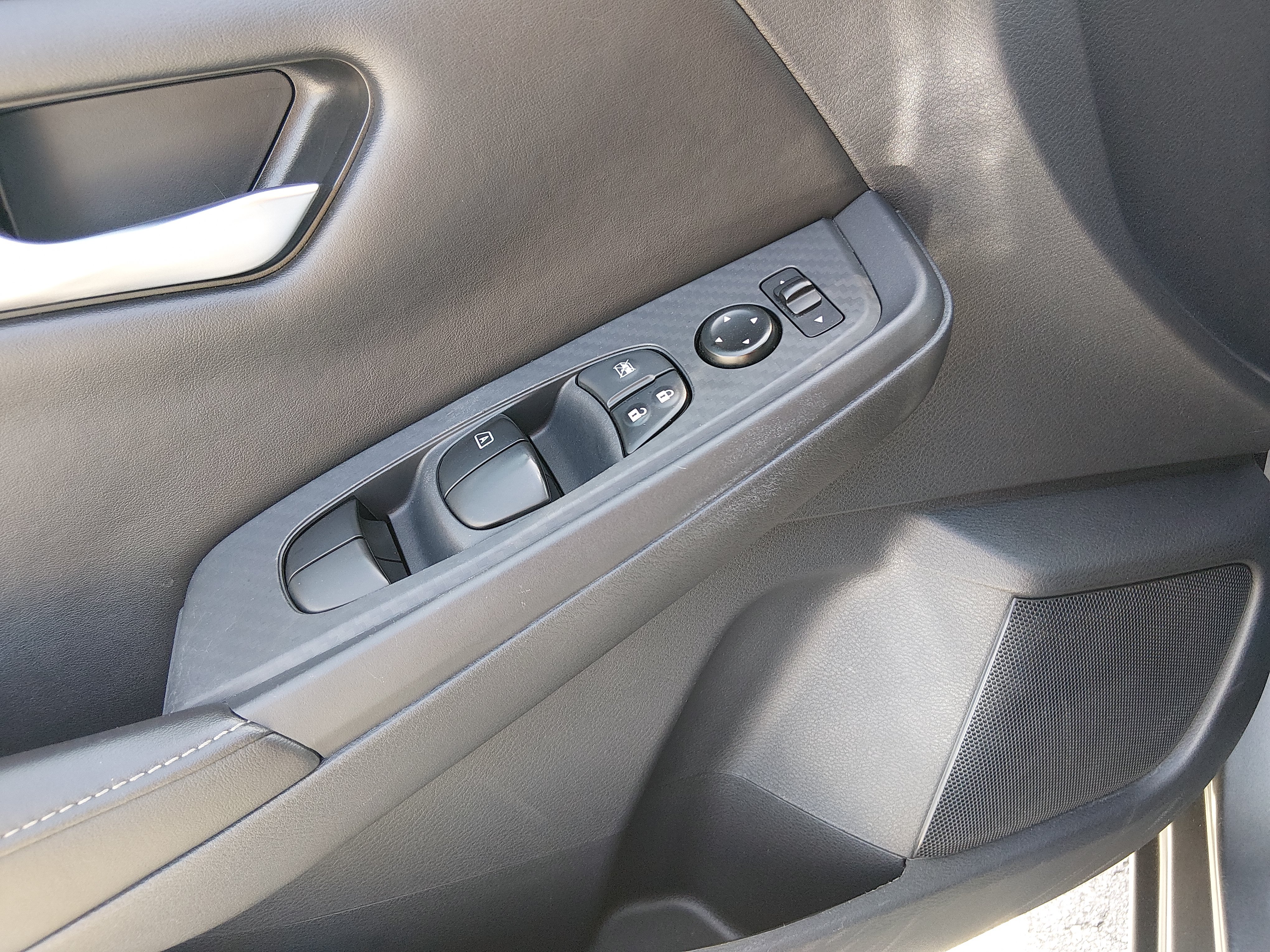 2024 Nissan Sentra SV - Photo 21