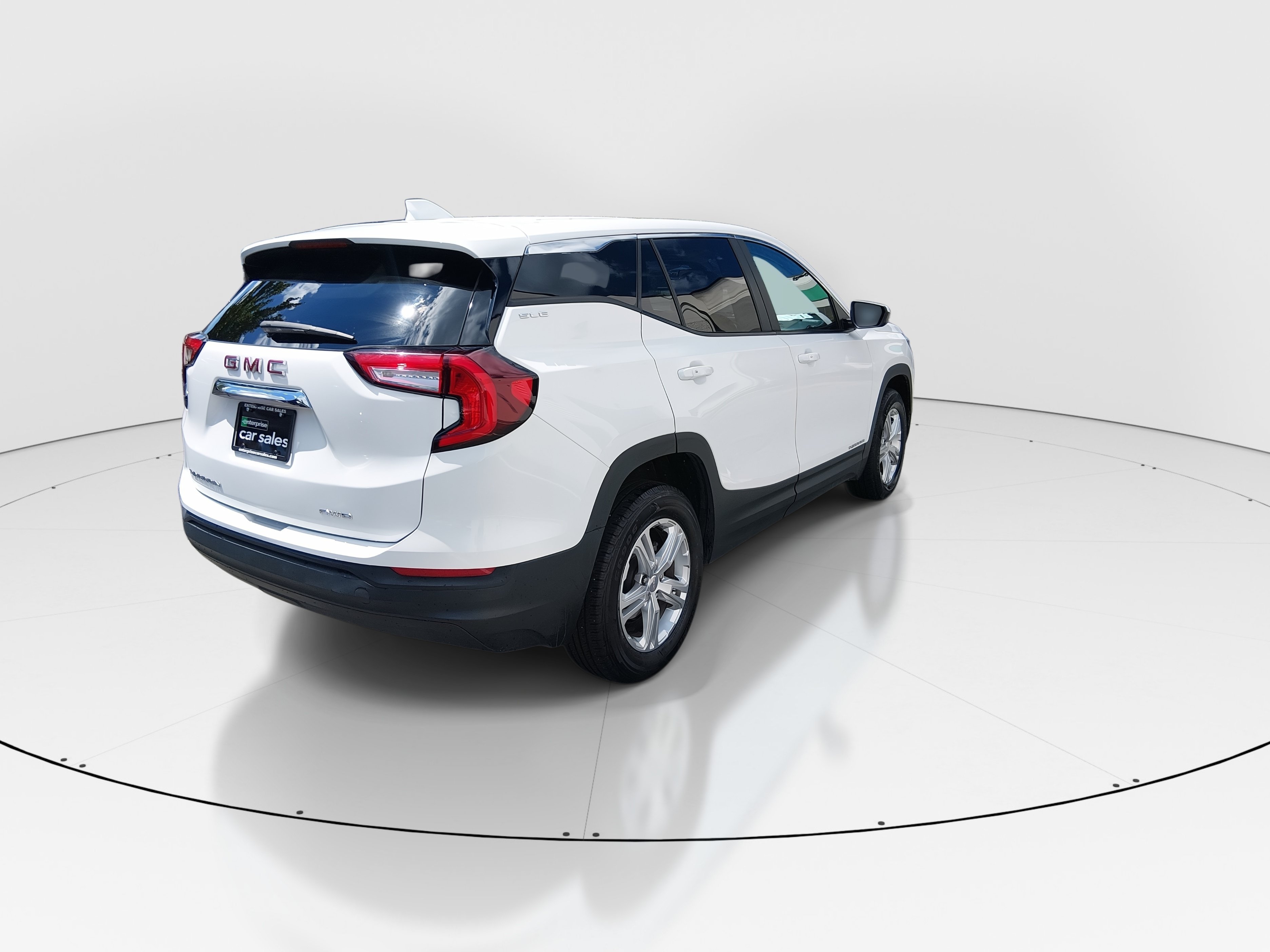 2024 GMC Terrain SLE - Photo 7