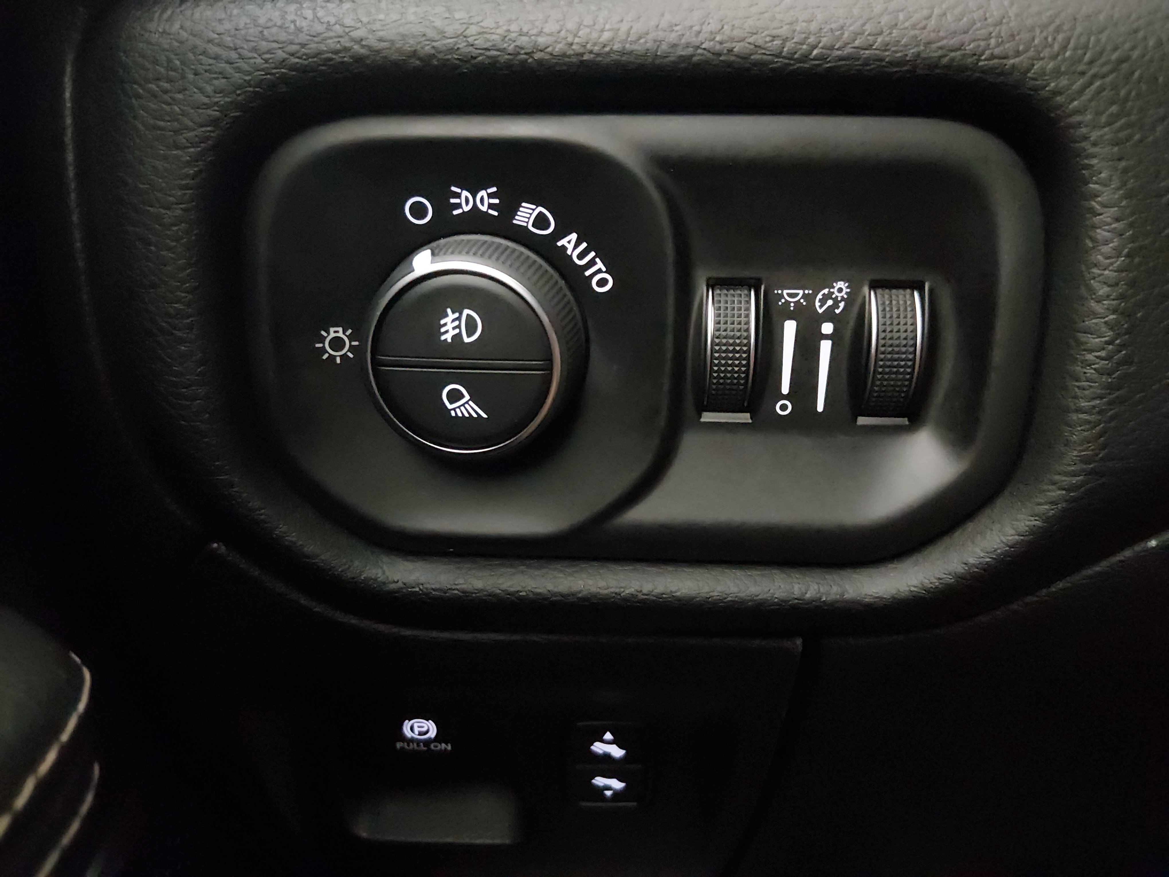 2026 RAM Ram 1500 Pickup Laramie - Photo 13