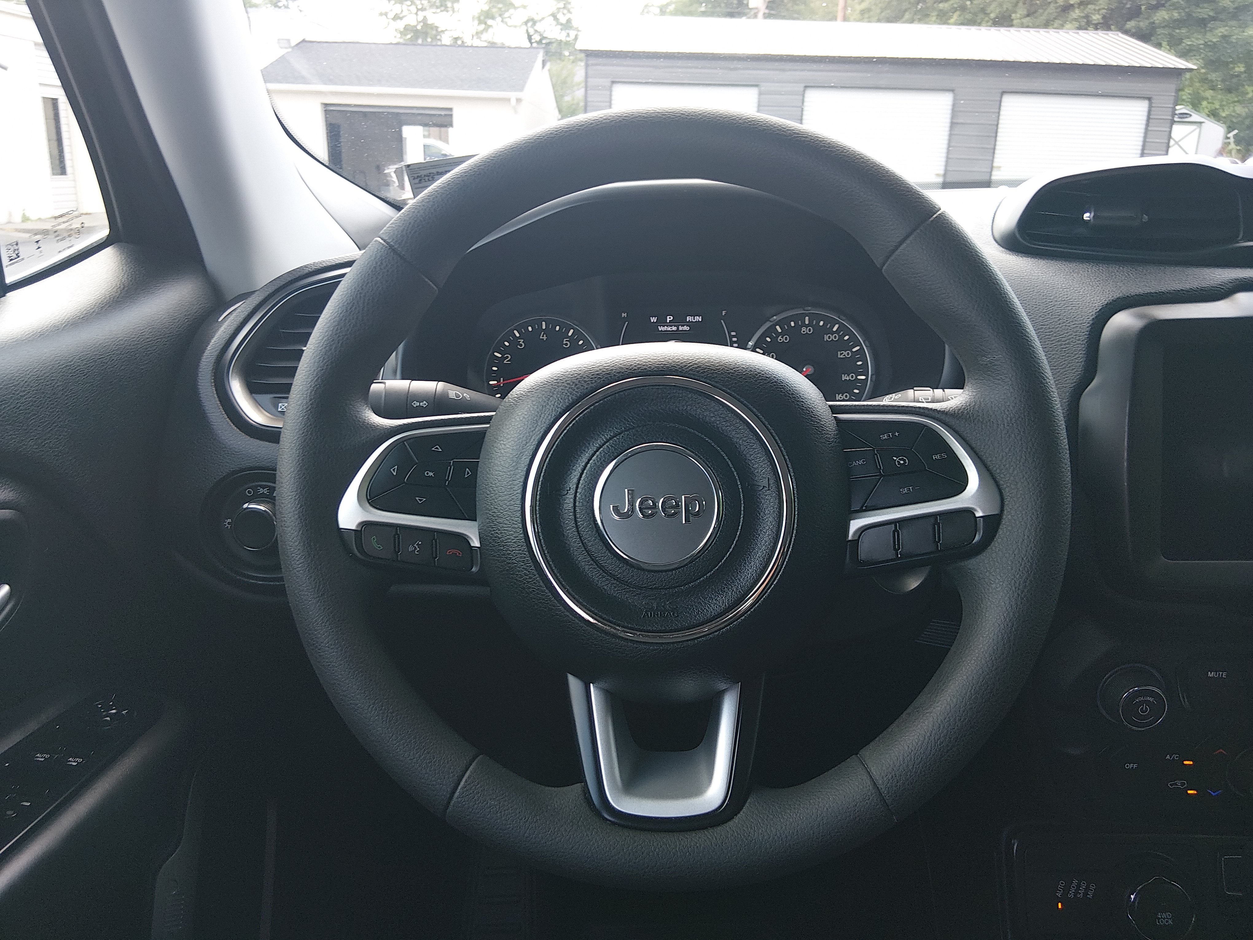 2023 Jeep Renegade Latitude - Photo 12
