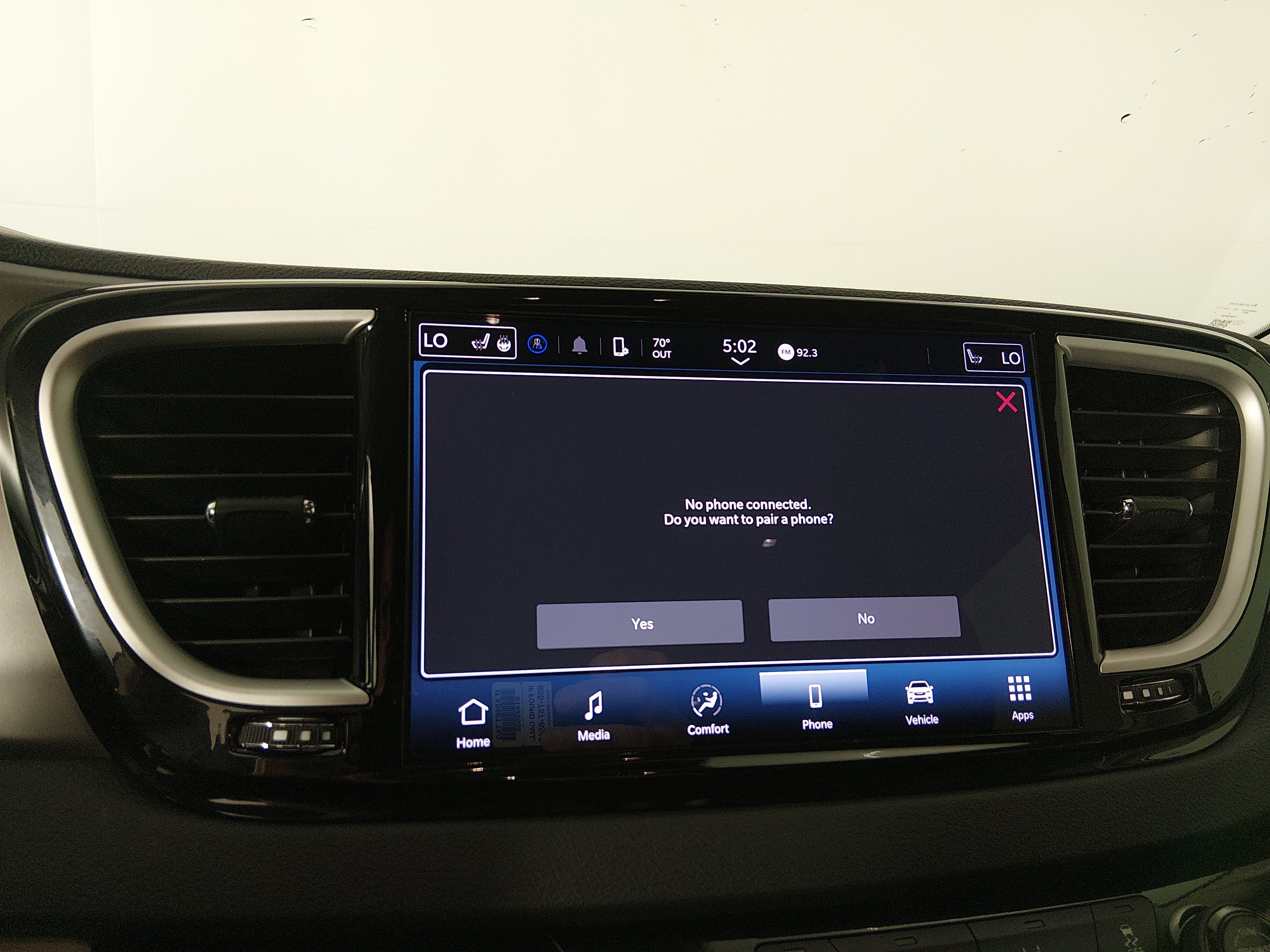 2024 Chrysler Pacifica Touring L - Photo 19
