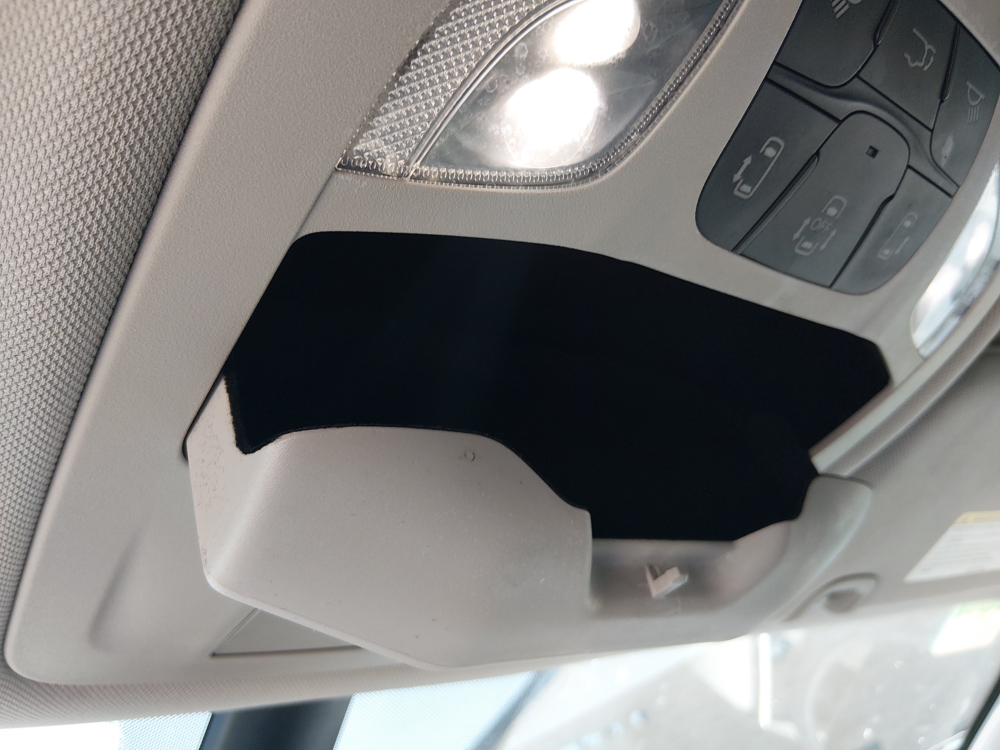 2024 Chrysler Pacifica PHEV Select - Photo 21
