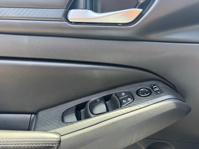 2024 Nissan Altima SV - Photo 18