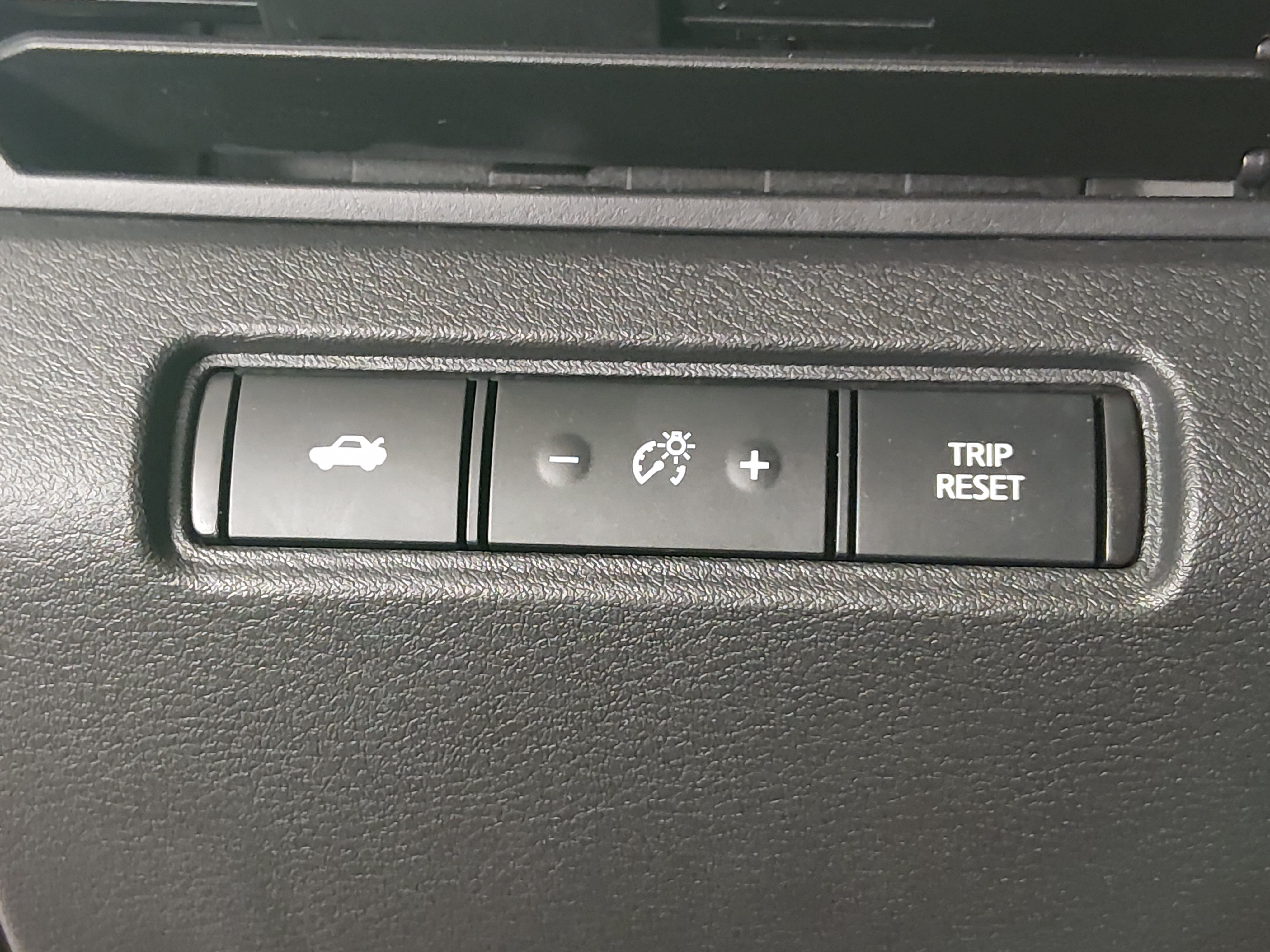2024 Nissan Altima SV - Photo 13