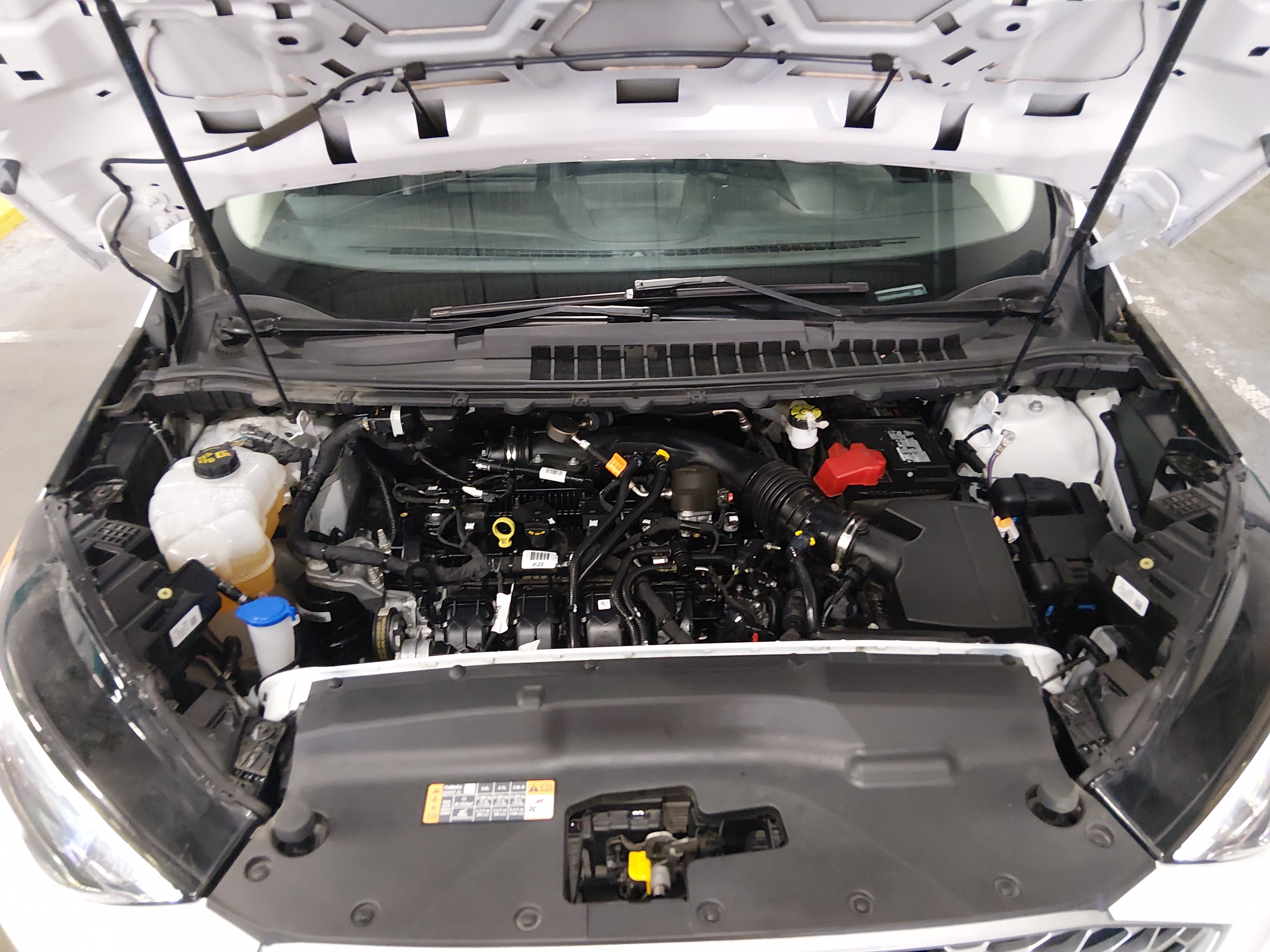 2024 Ford Edge SEL - Photo 9