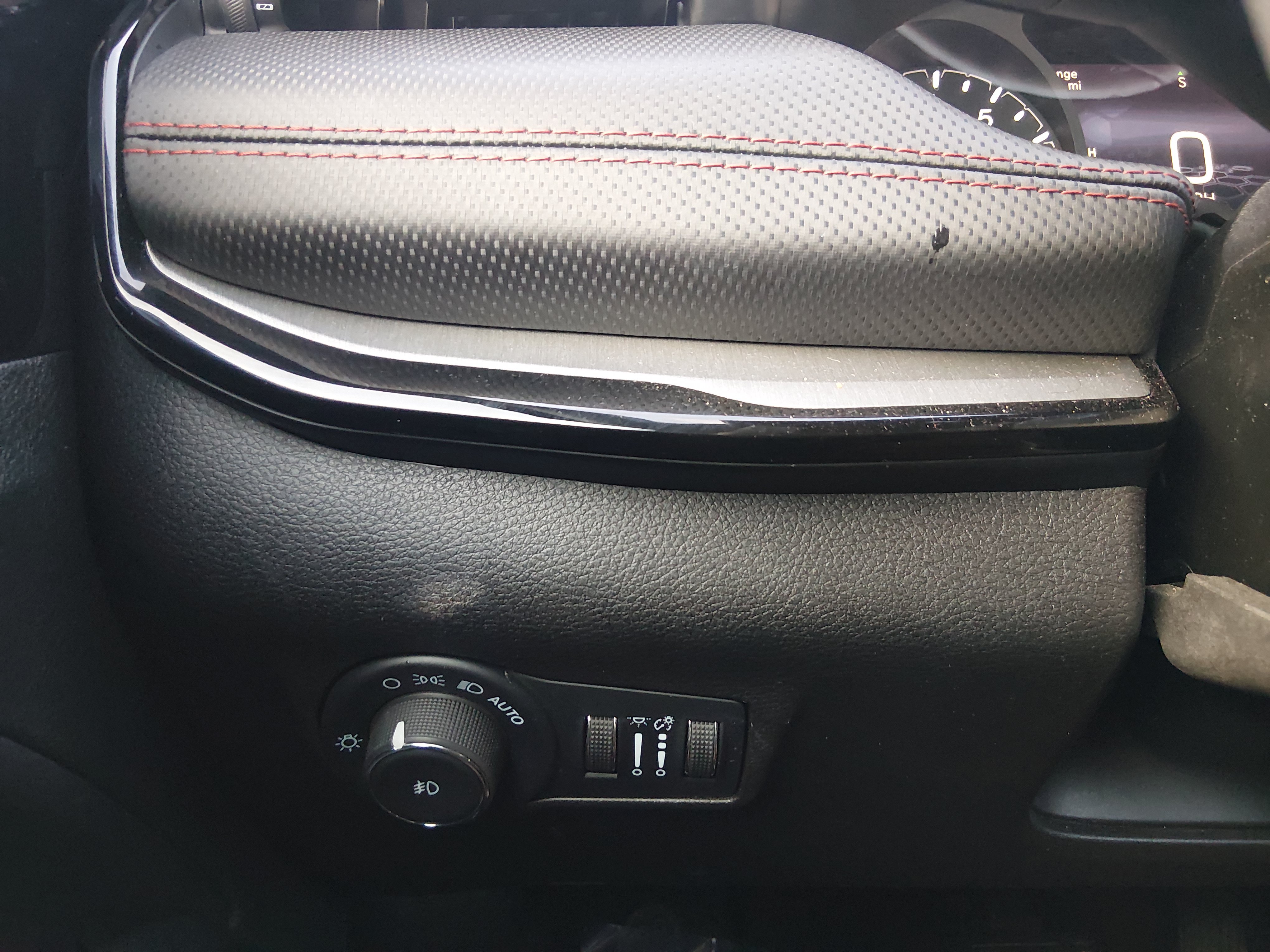 2025 Jeep Compass Trailhawk - Photo 12
