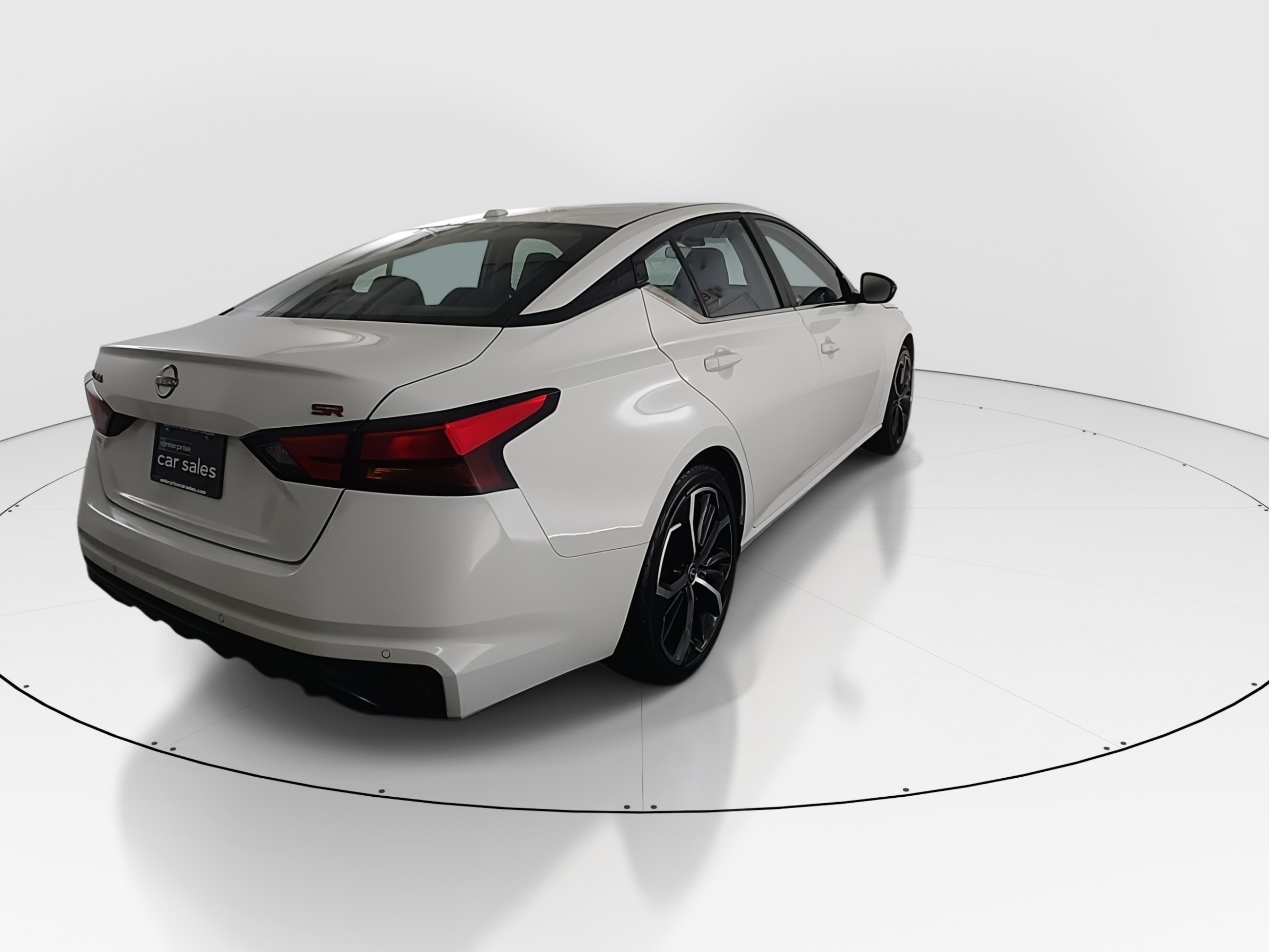 2023 Nissan Altima SR - Photo 7