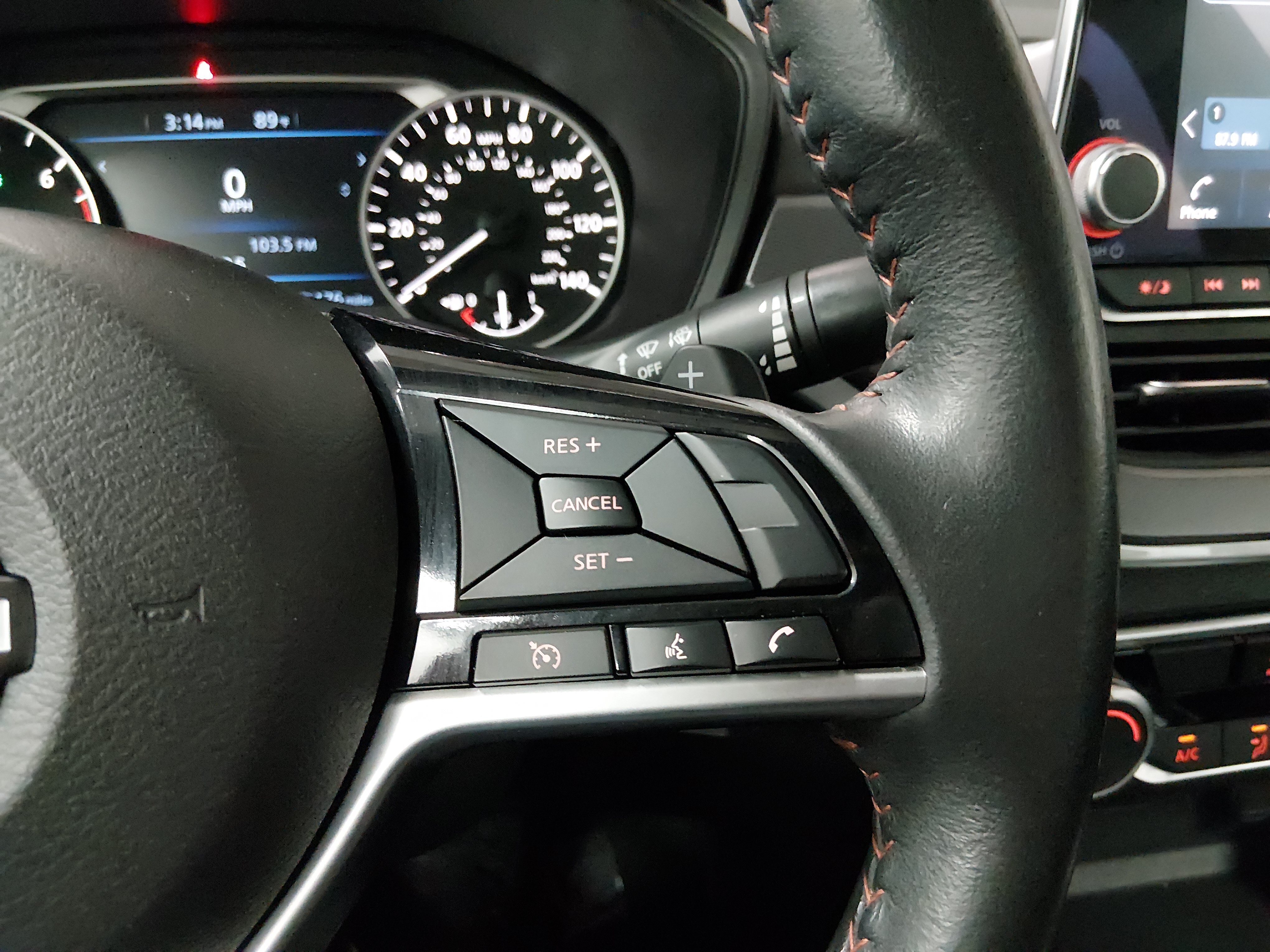 2024 Nissan Altima SR - Photo 17