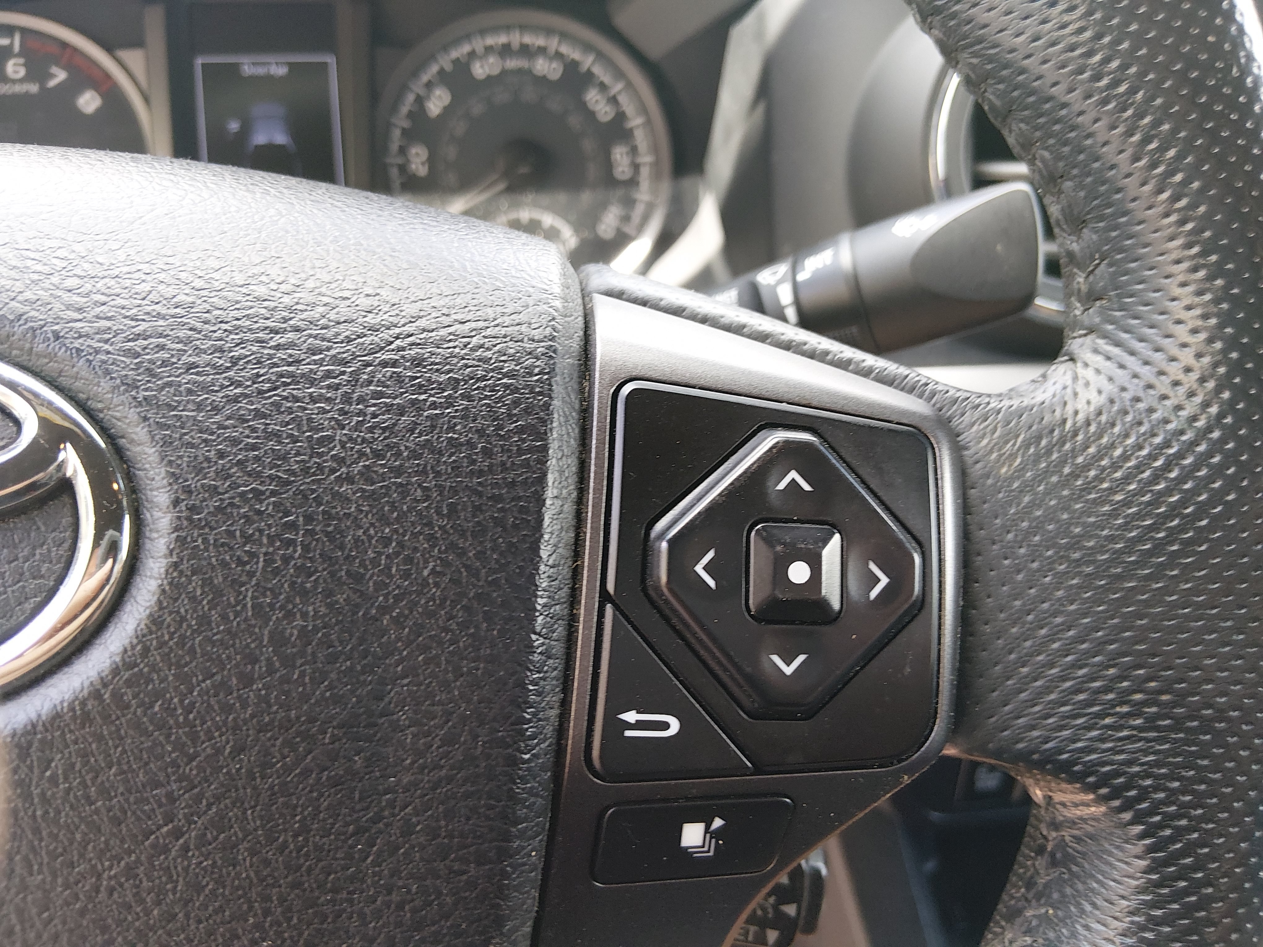 2023 Toyota Tacoma TRD Off Road - Photo 13