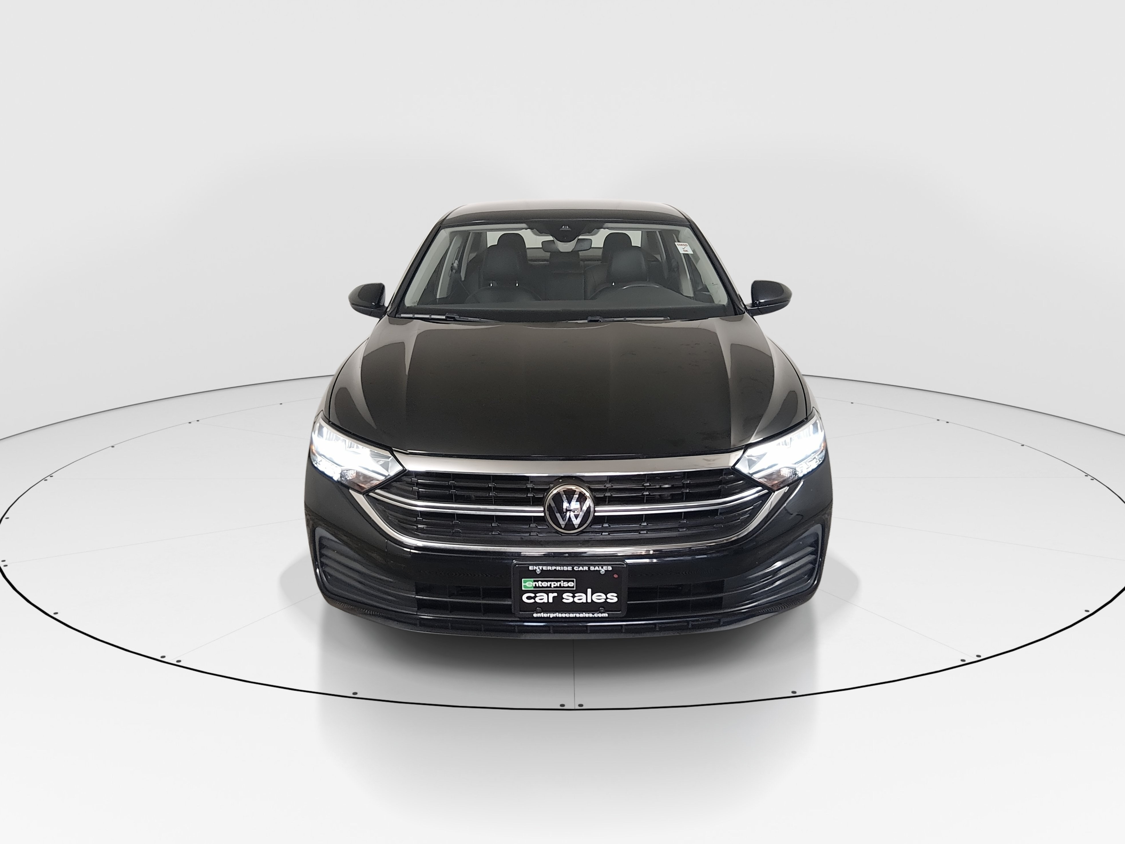 2024 Volkswagen Jetta SE - Photo 2