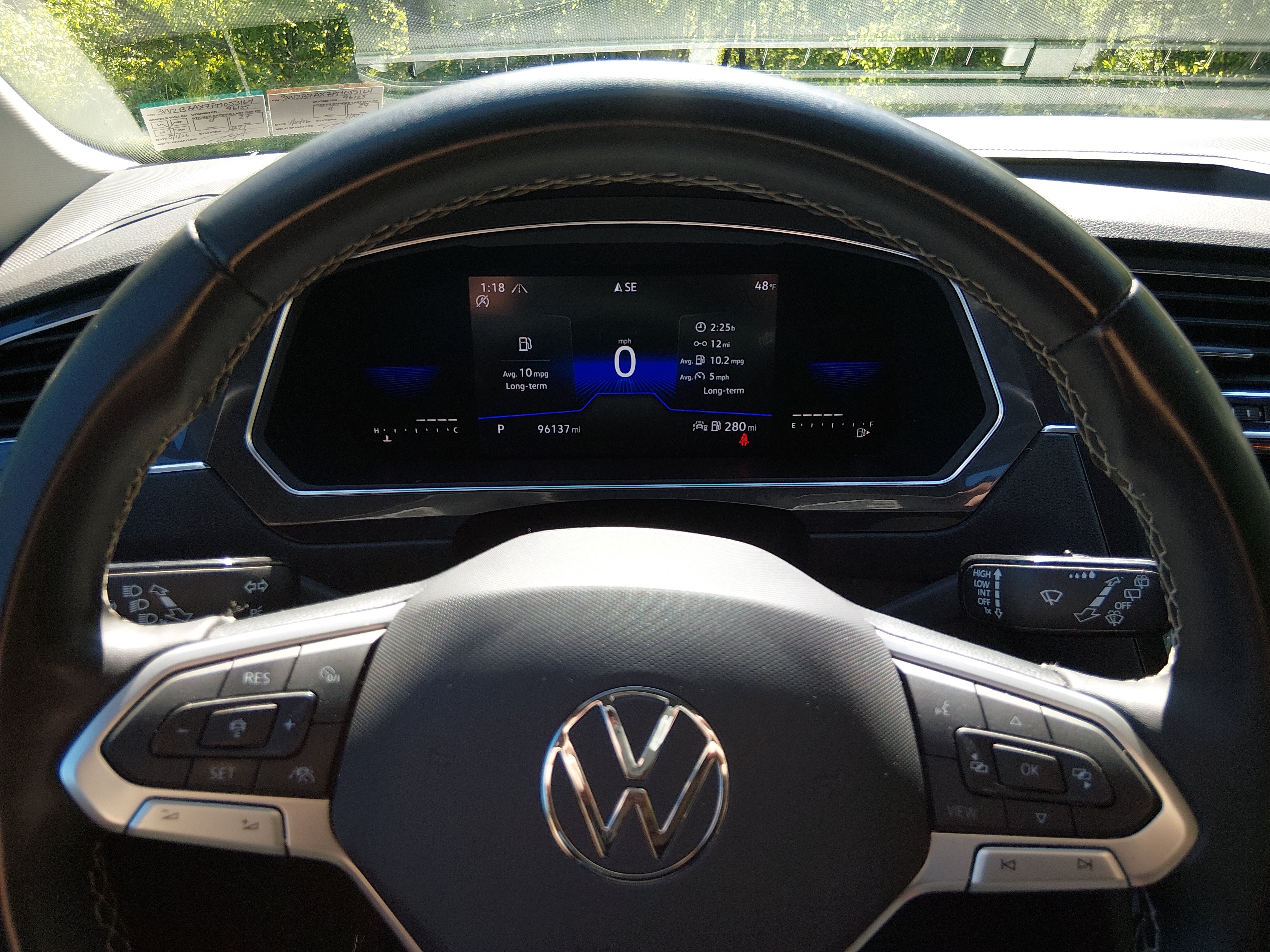 2023 Volkswagen Tiguan SE - Photo 12