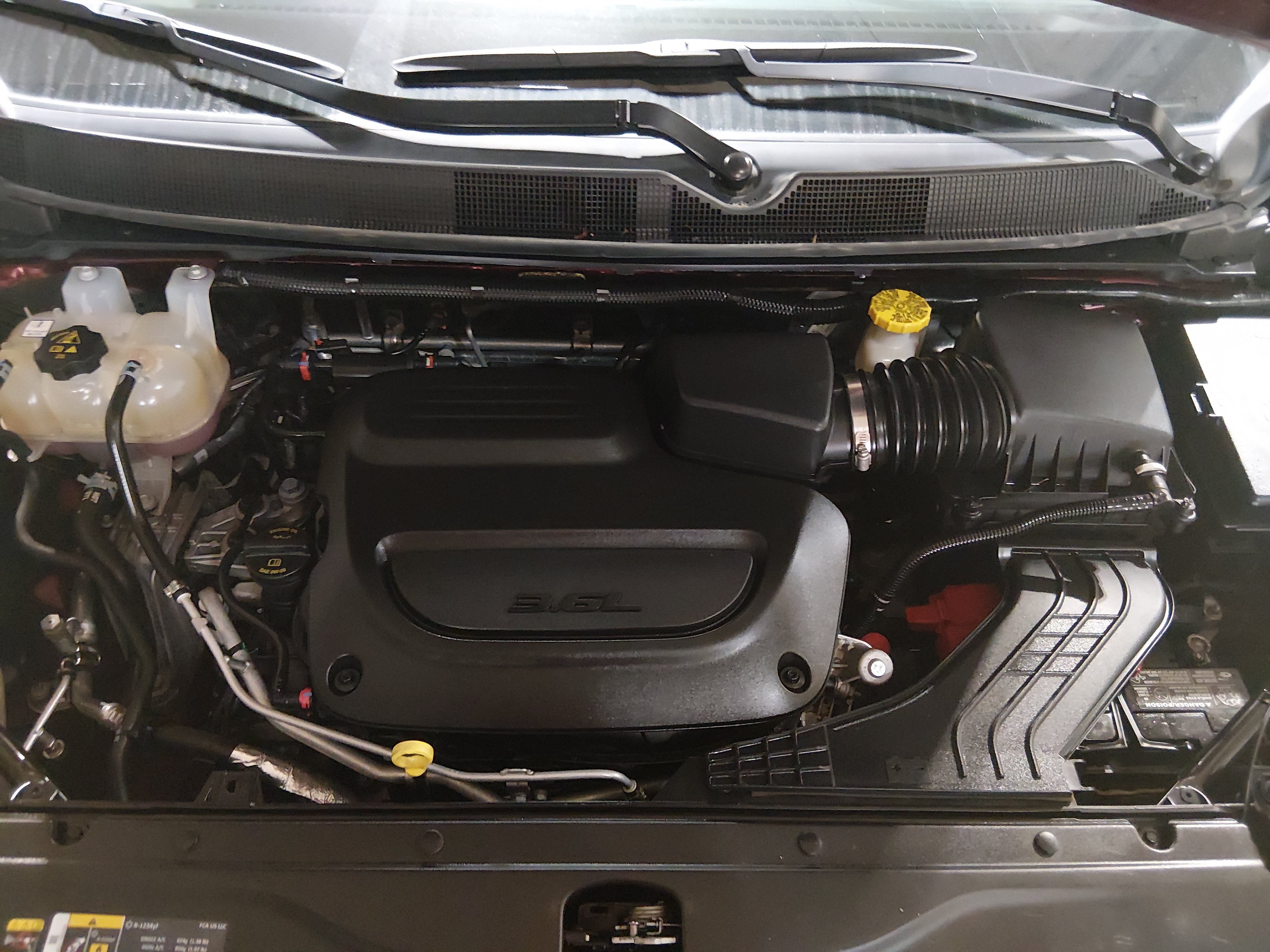 2023 Chrysler Voyager LX - Photo 9