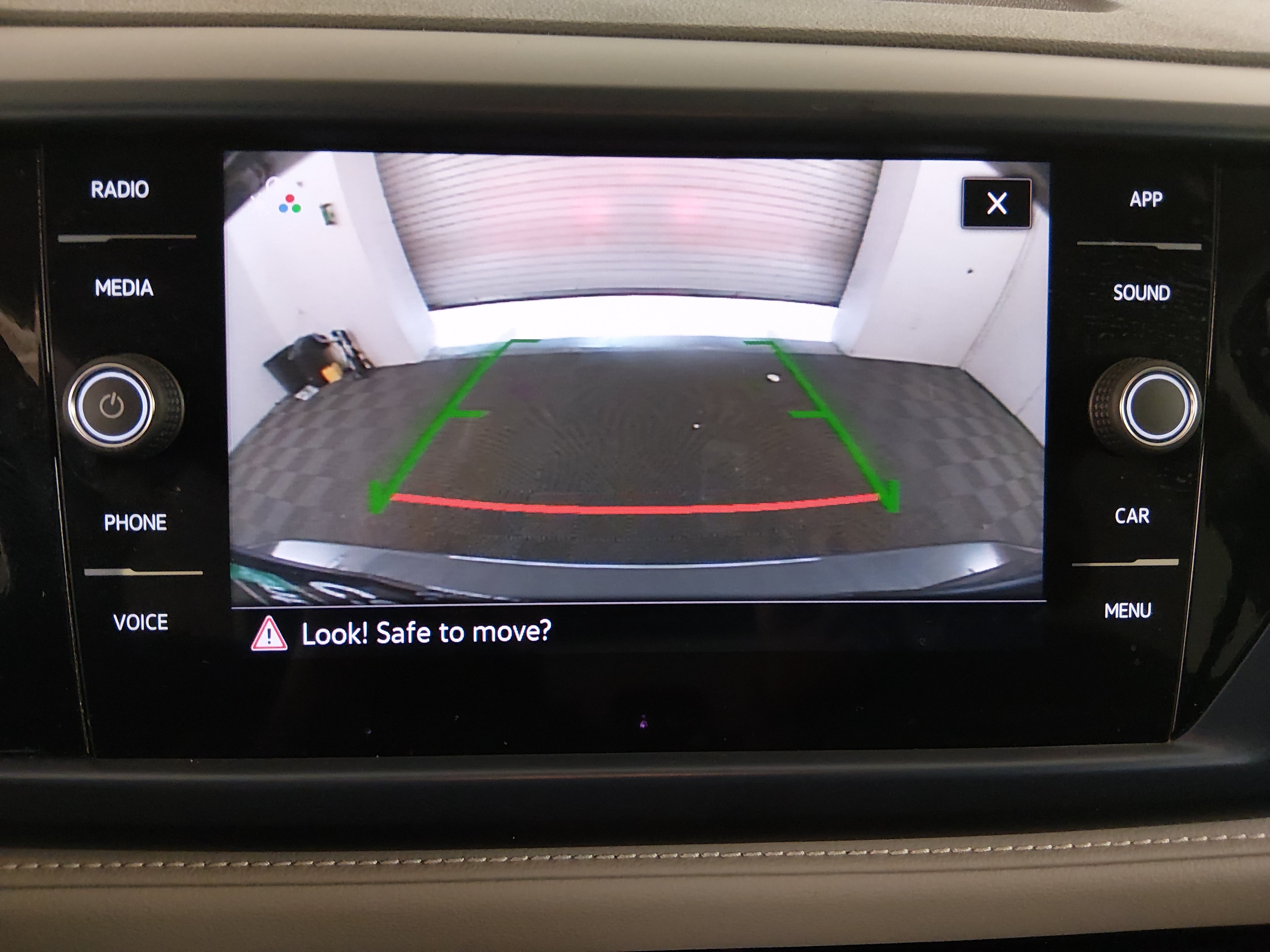 2024 Volkswagen Taos SE - Photo 16
