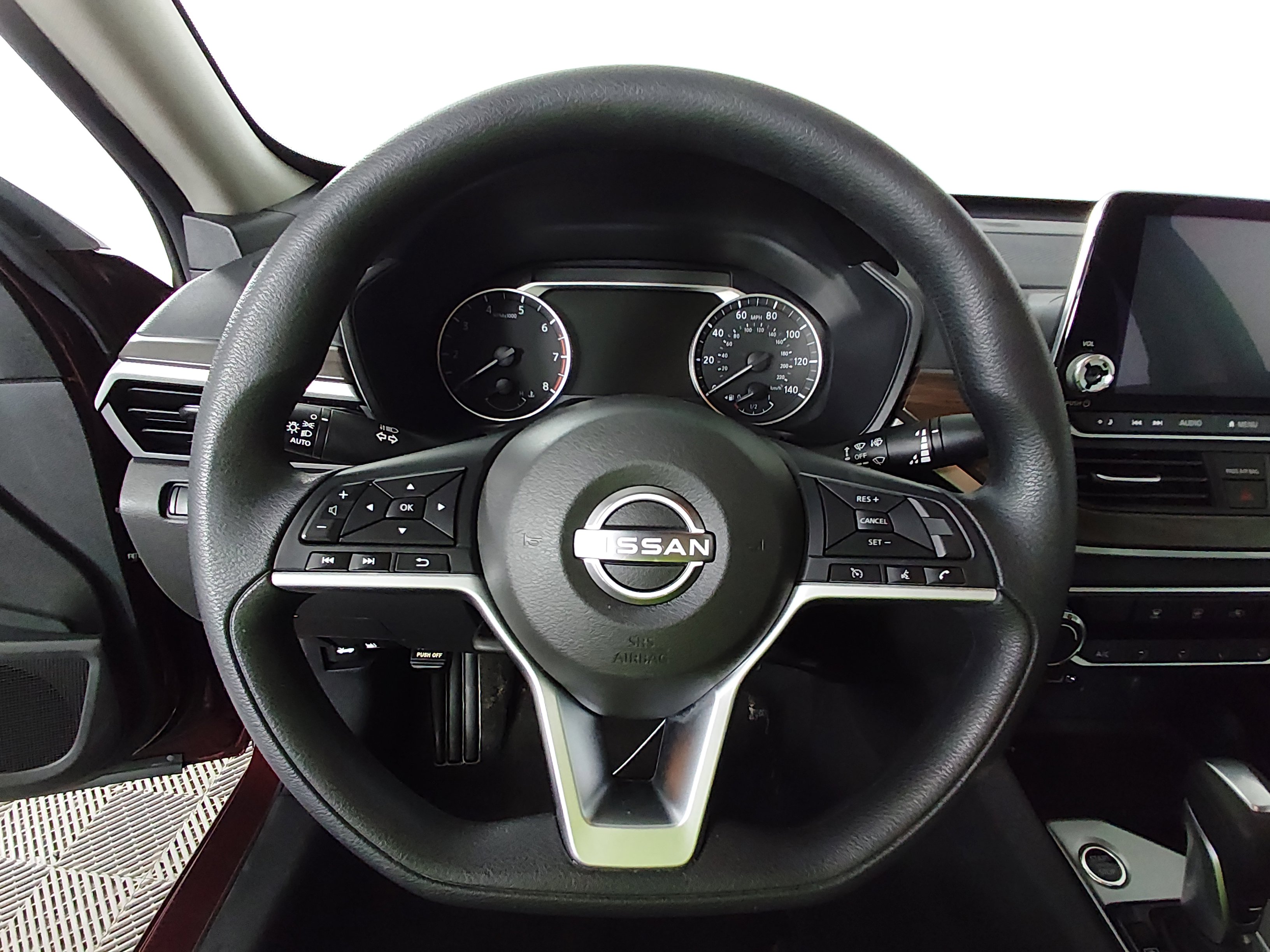 2024 Nissan Altima SV - Photo 12
