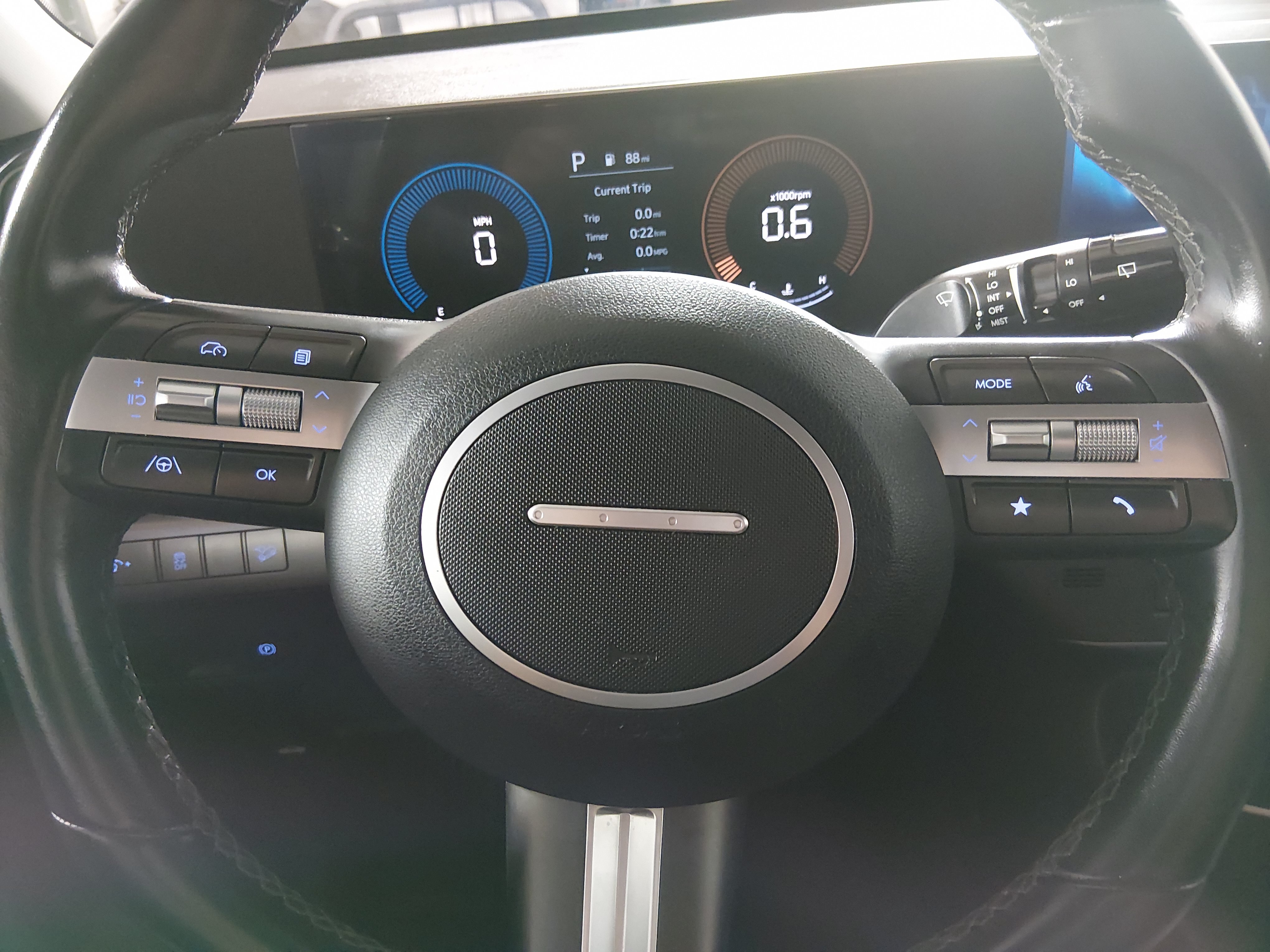 2024 Hyundai Kona SEL - Photo 12