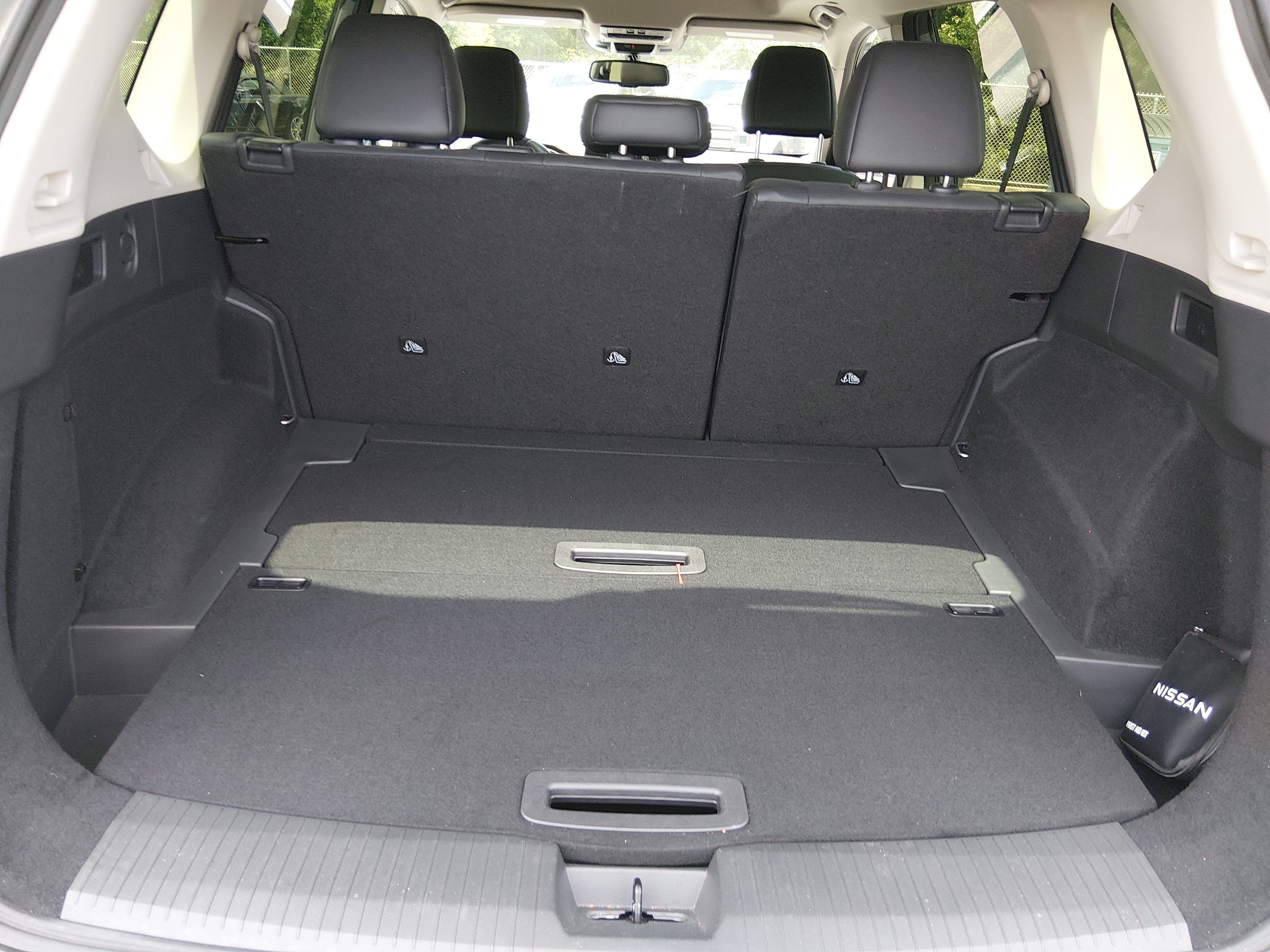 2023 Nissan Rogue Platinum - Photo 11