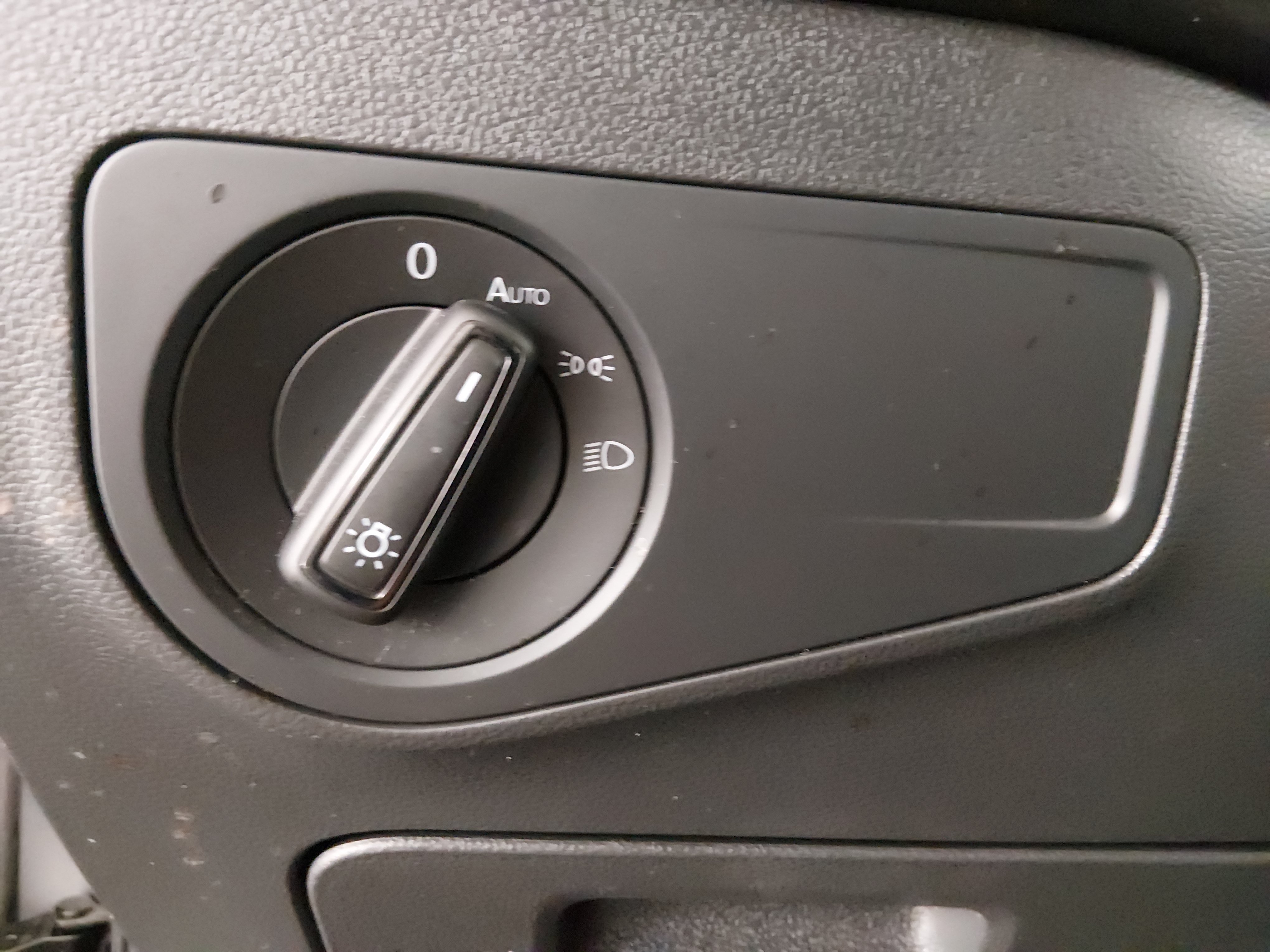 2022 Volkswagen Tiguan S - Photo 13