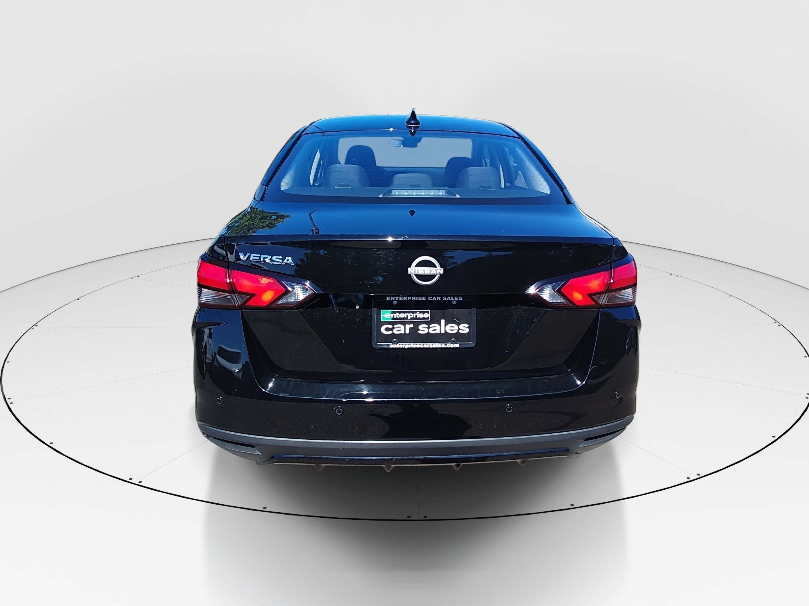 2025 Nissan Versa Sedan SV - Photo 6