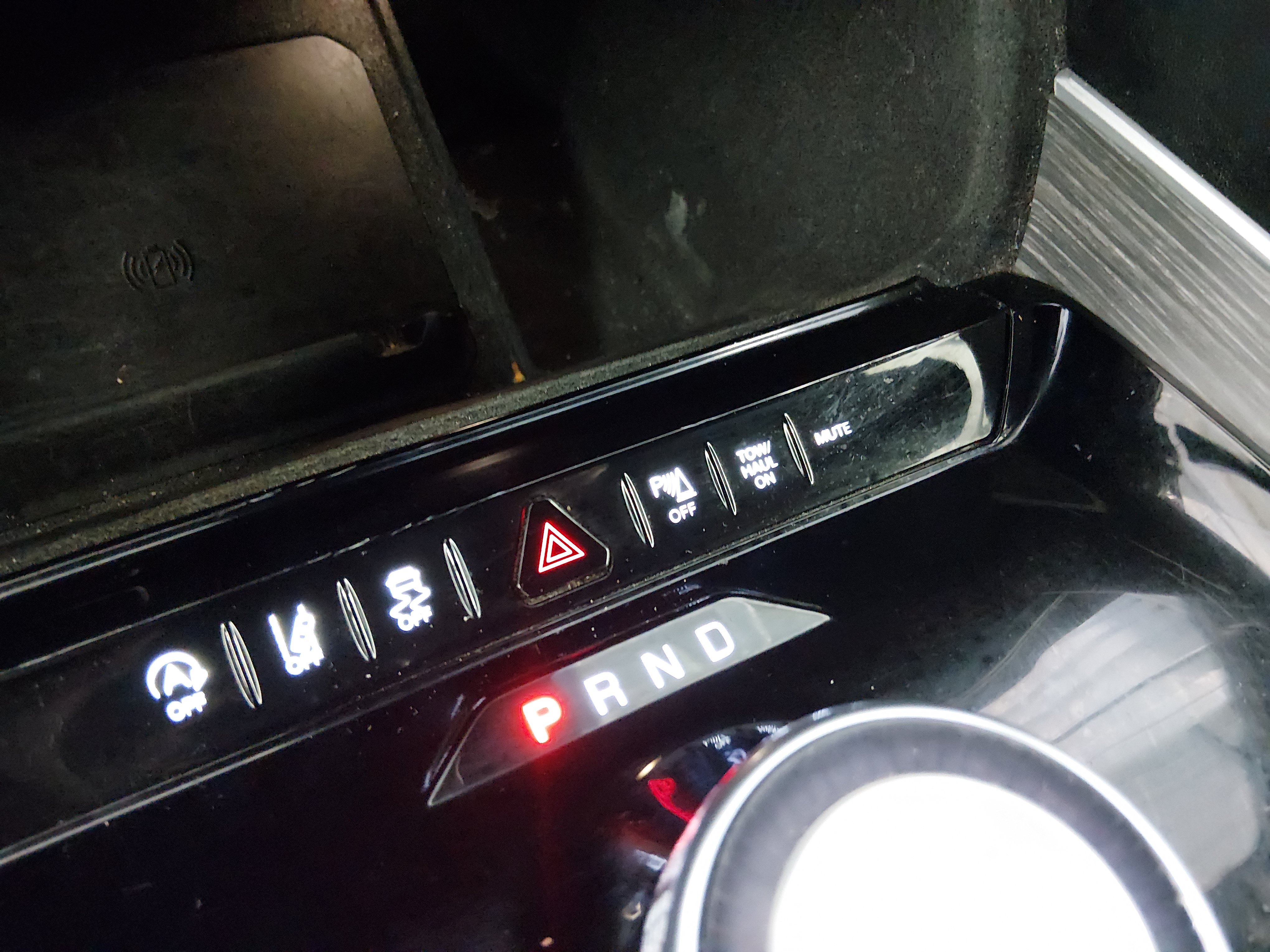 2023 Jeep Wagoneer L Series II - Photo 19