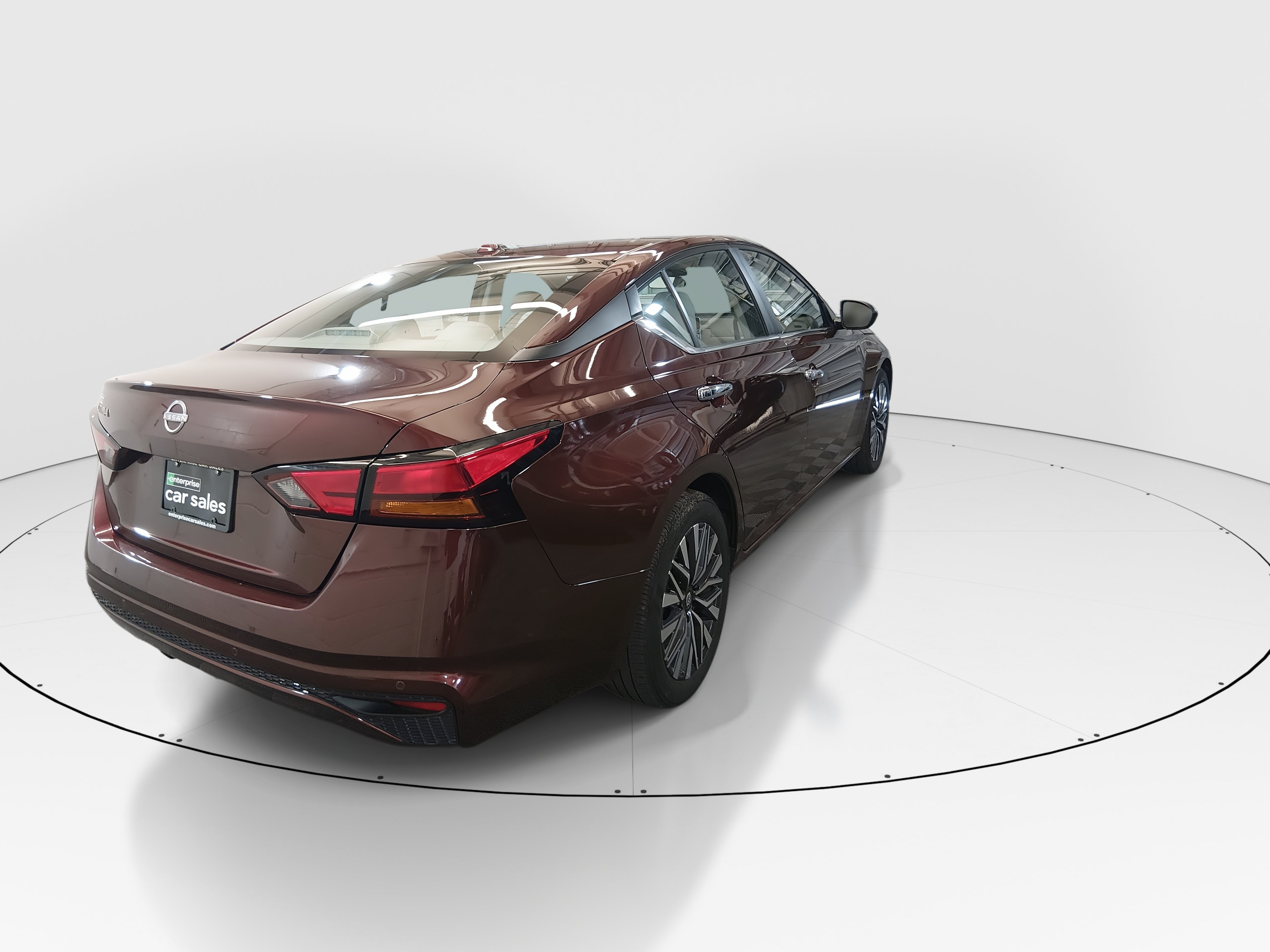 2025 Nissan Altima SV - Photo 7