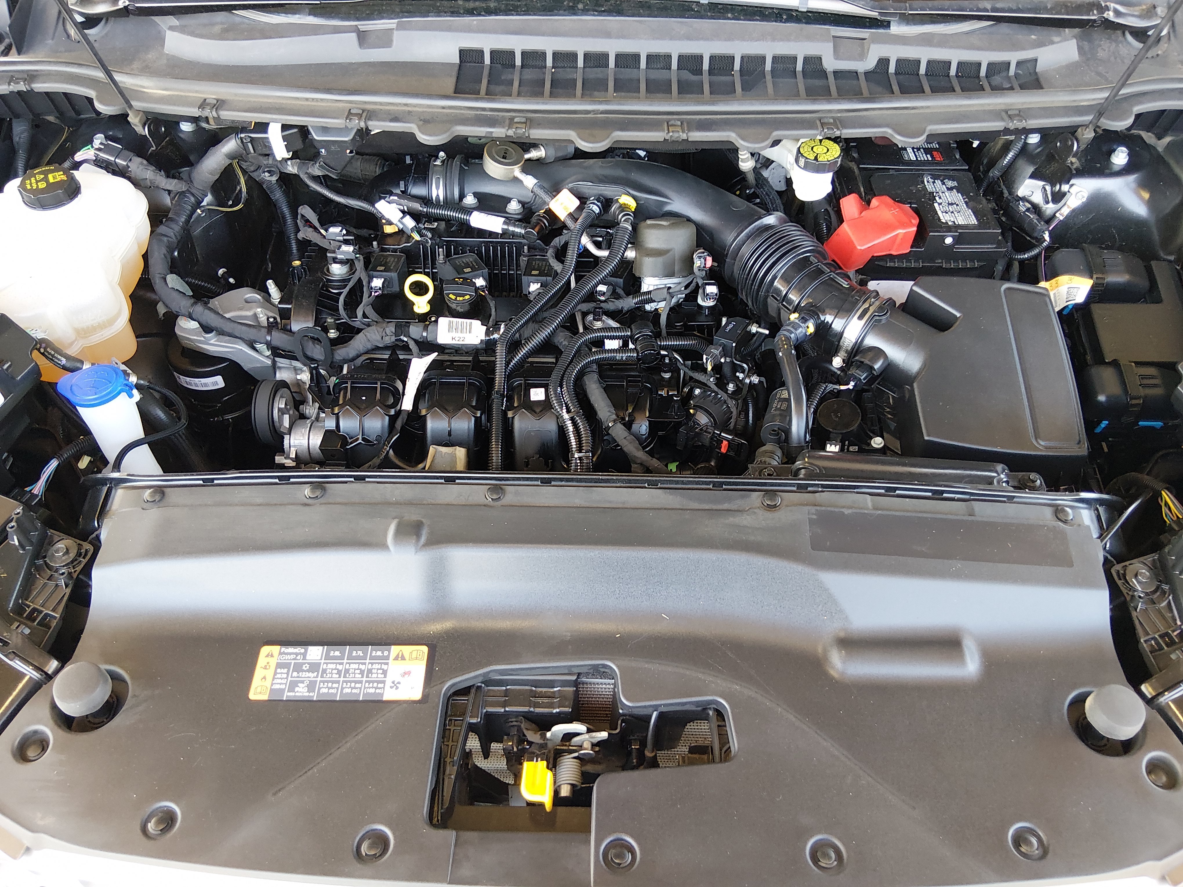 2024 Ford Edge SEL - Photo 9