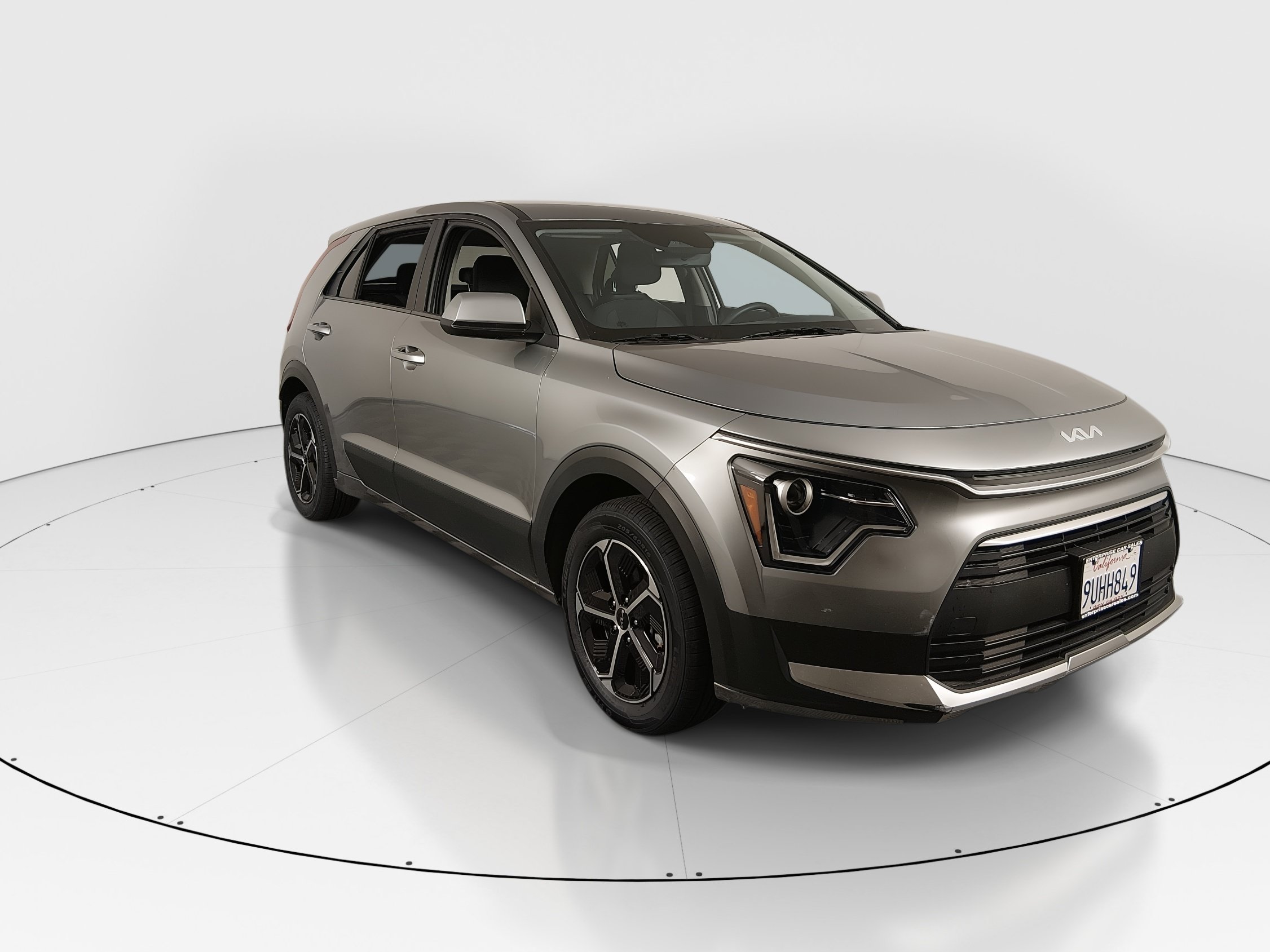 2025 Kia Niro LX