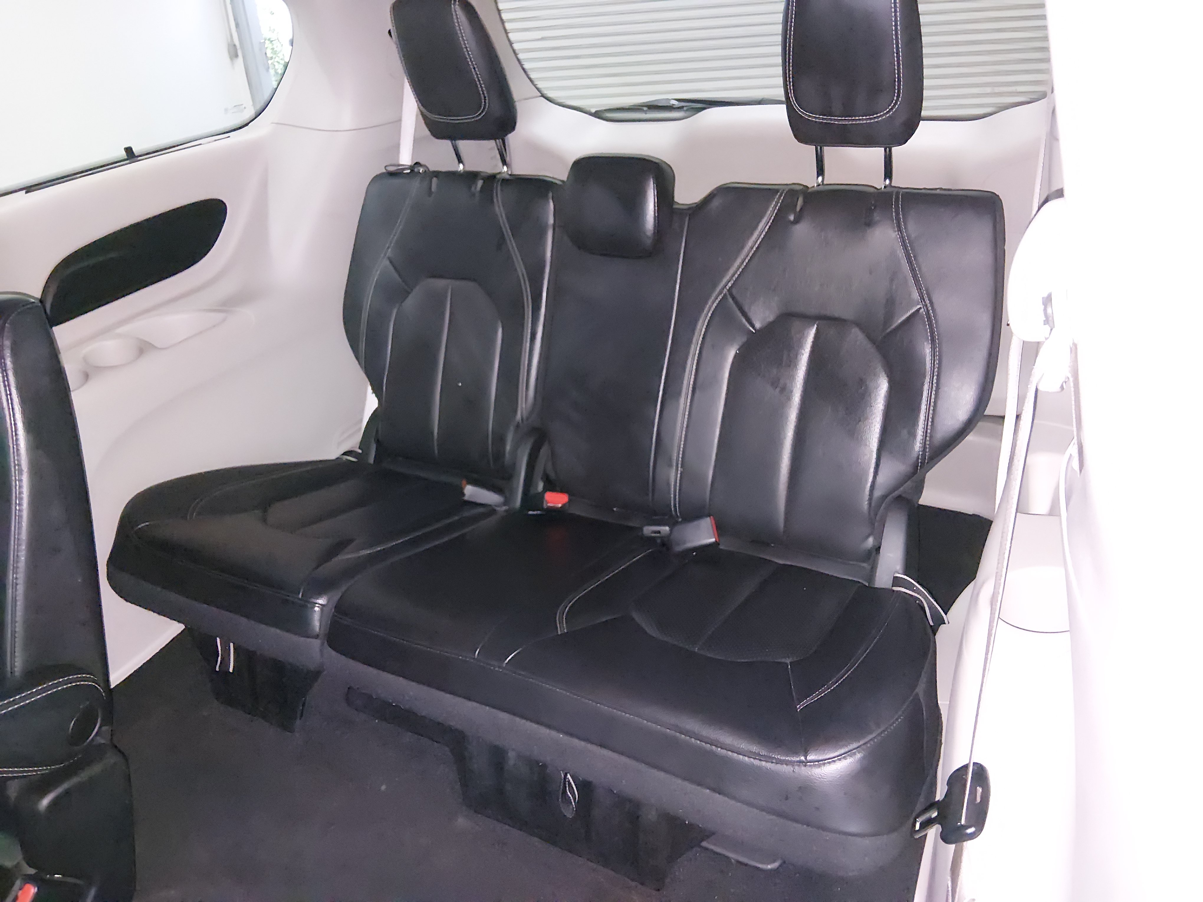 2022 Chrysler Pacifica Touring L - Photo 17