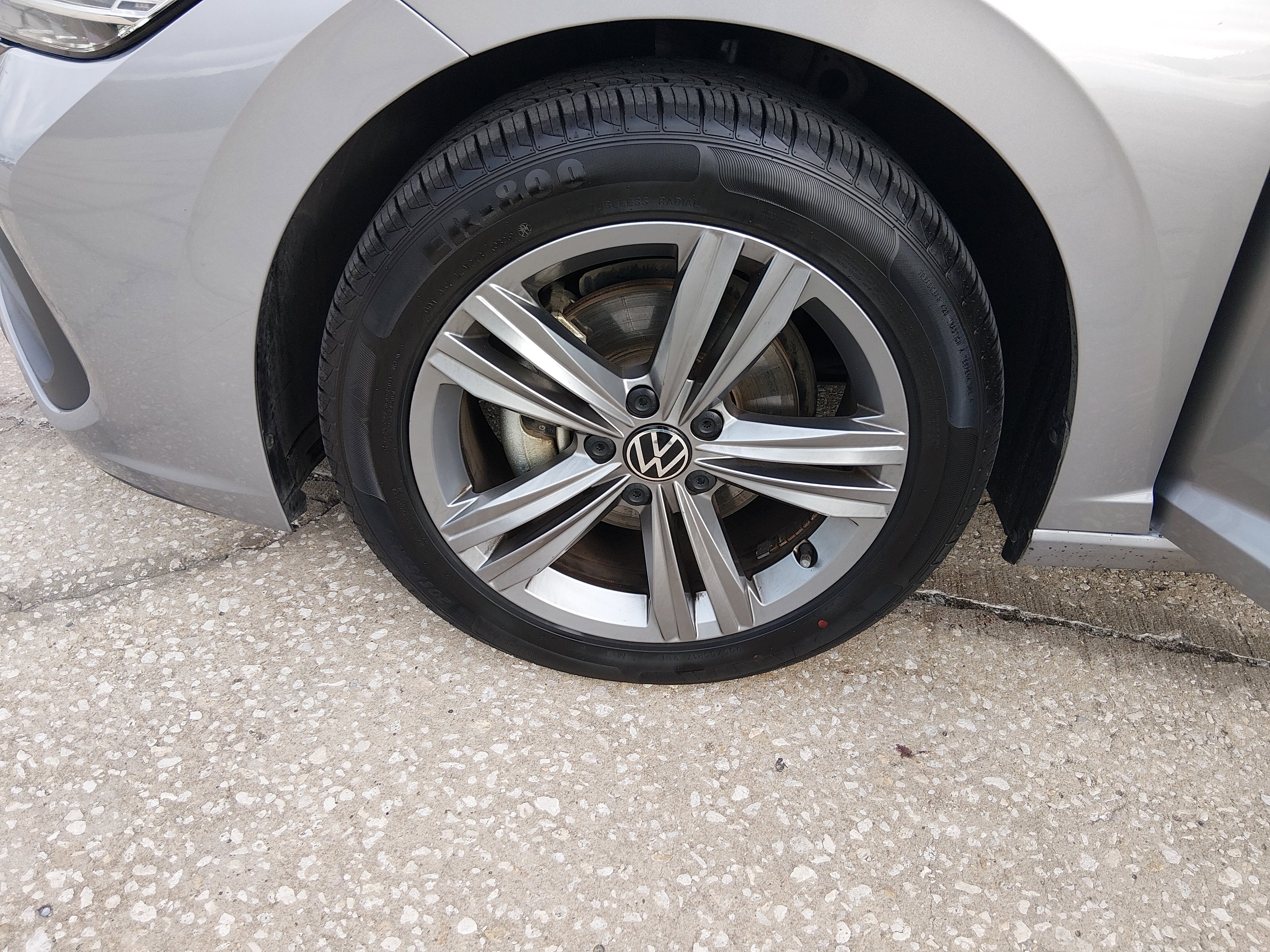 2024 Volkswagen Jetta SE - Photo 10