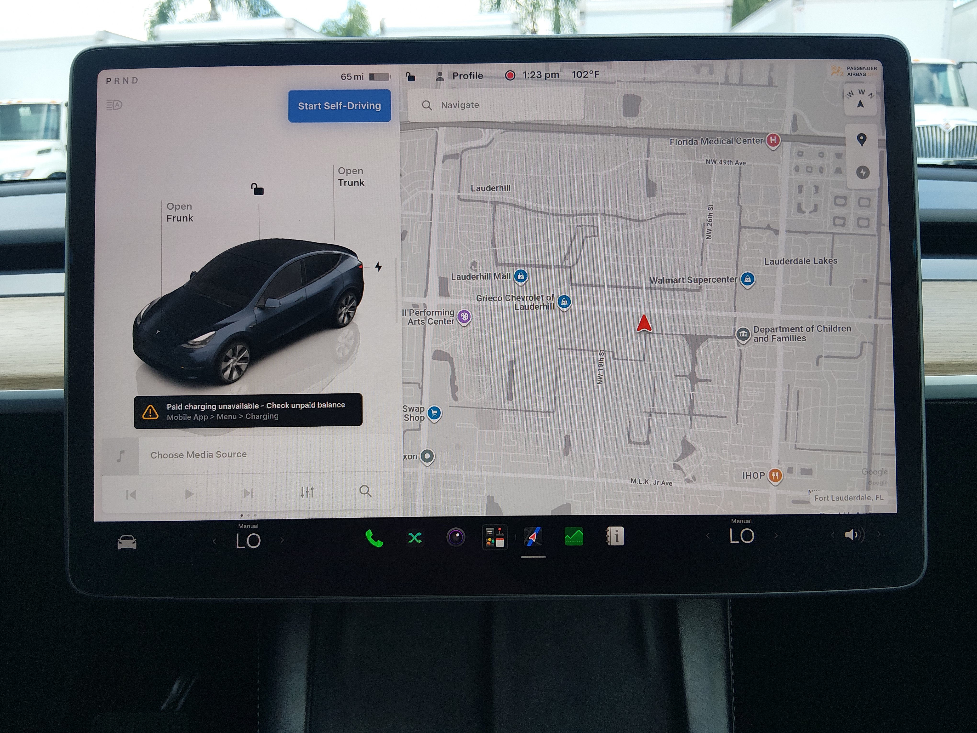 2024 Tesla Model Y Long Range - Photo 17