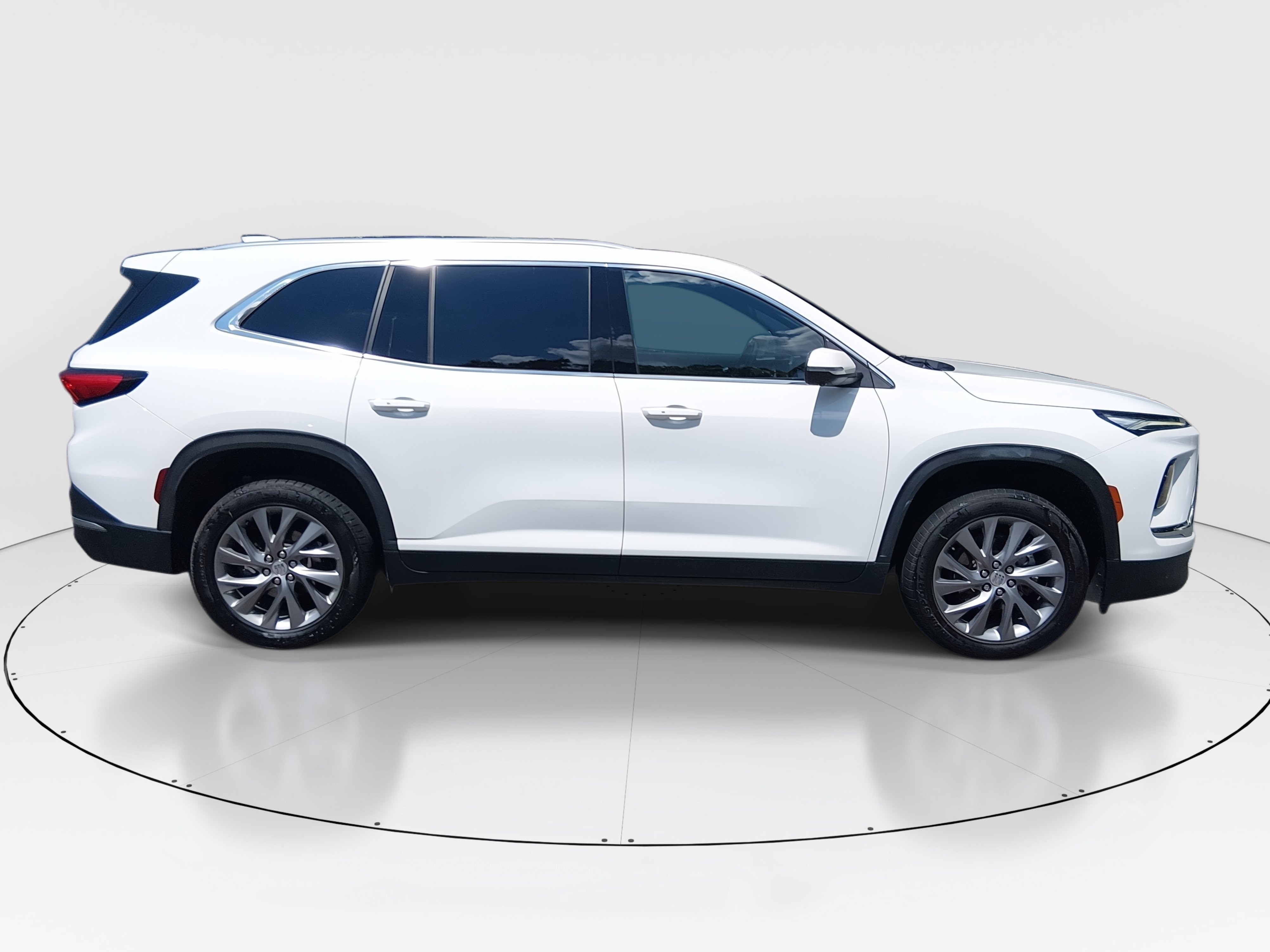 2025 Buick Enclave Preferred - Photo 8