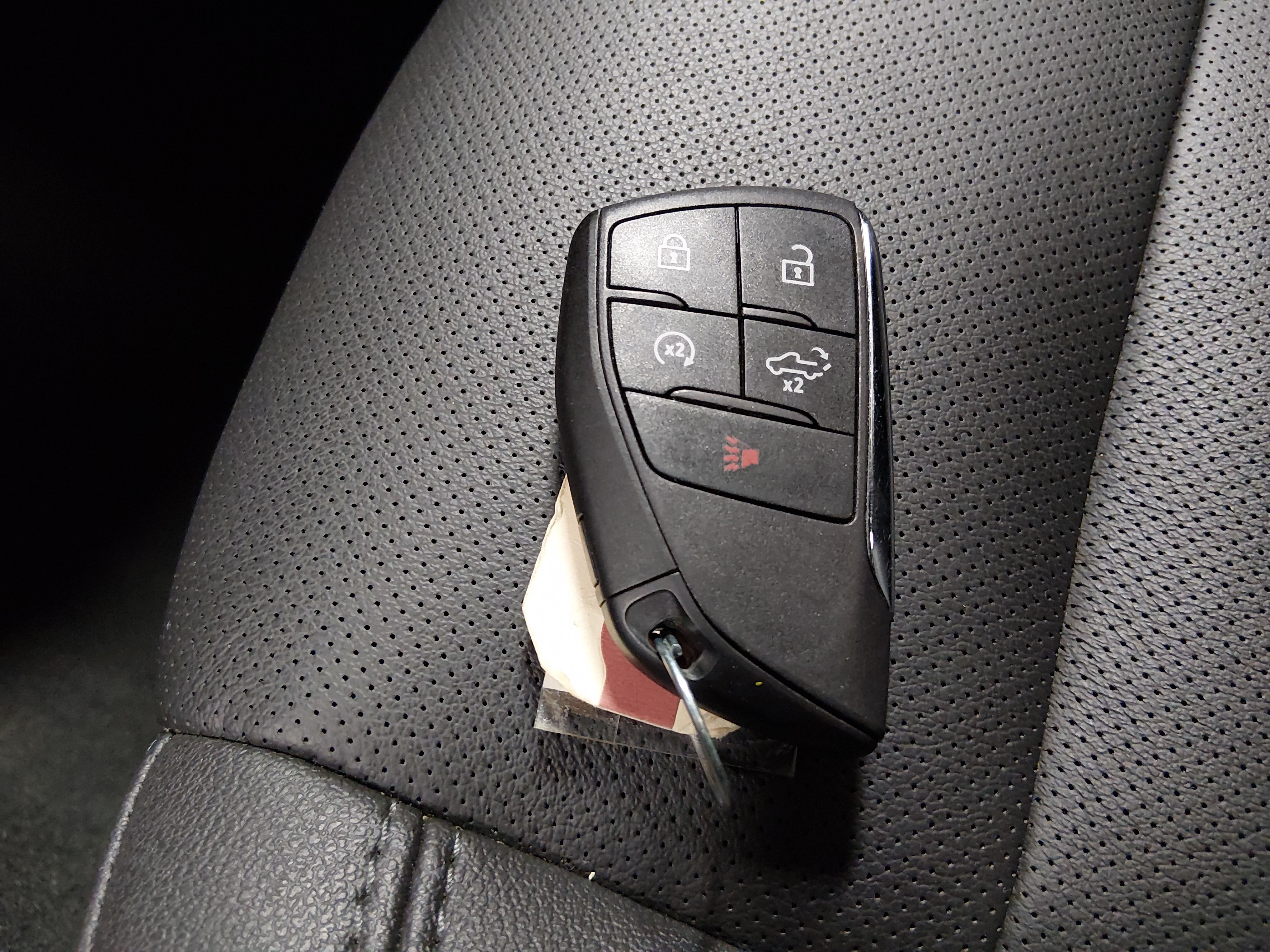 2024 GMC Sierra 1500 SLT - Photo 15