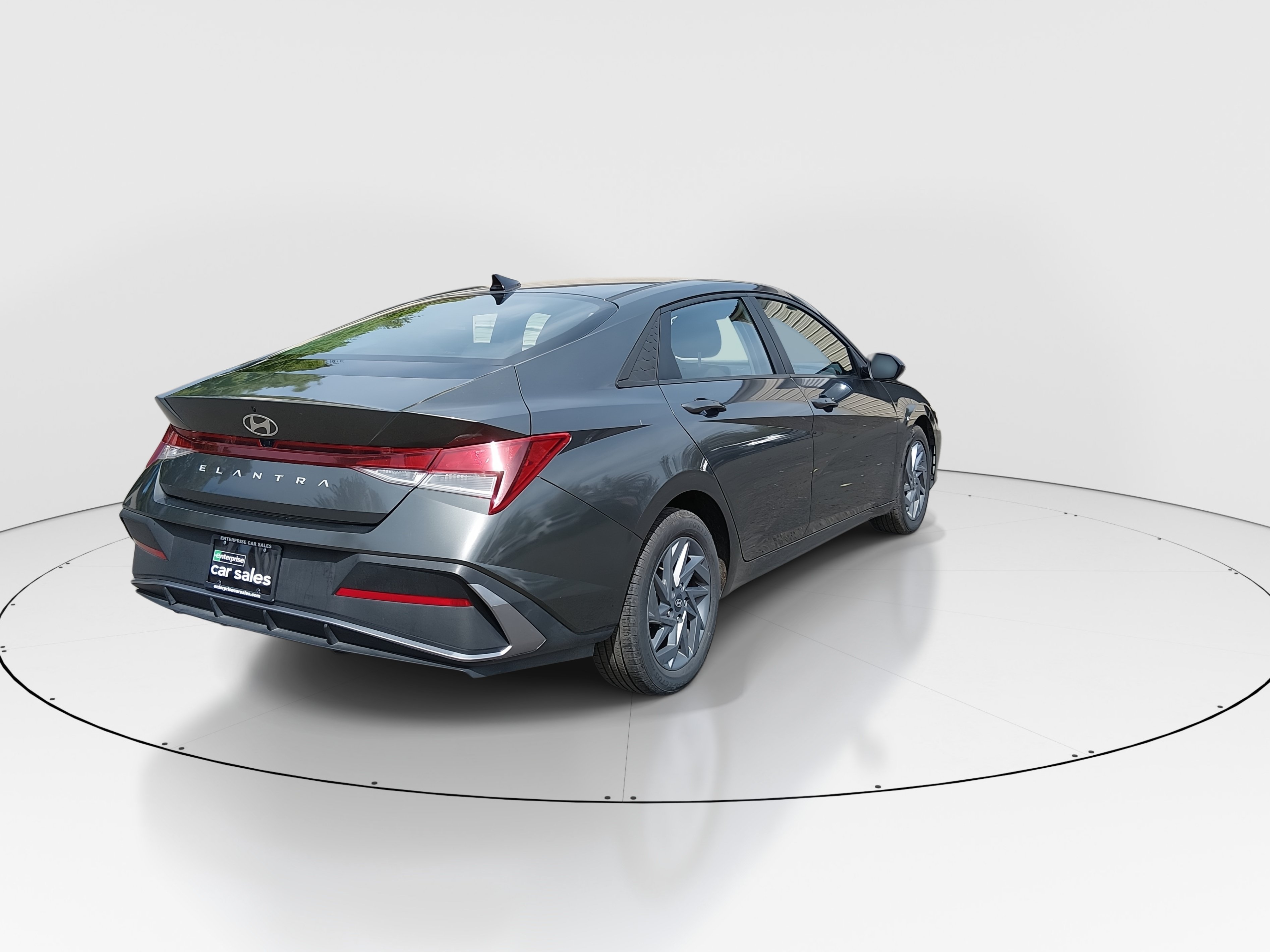 2024 Hyundai Elantra SEL - Photo 7