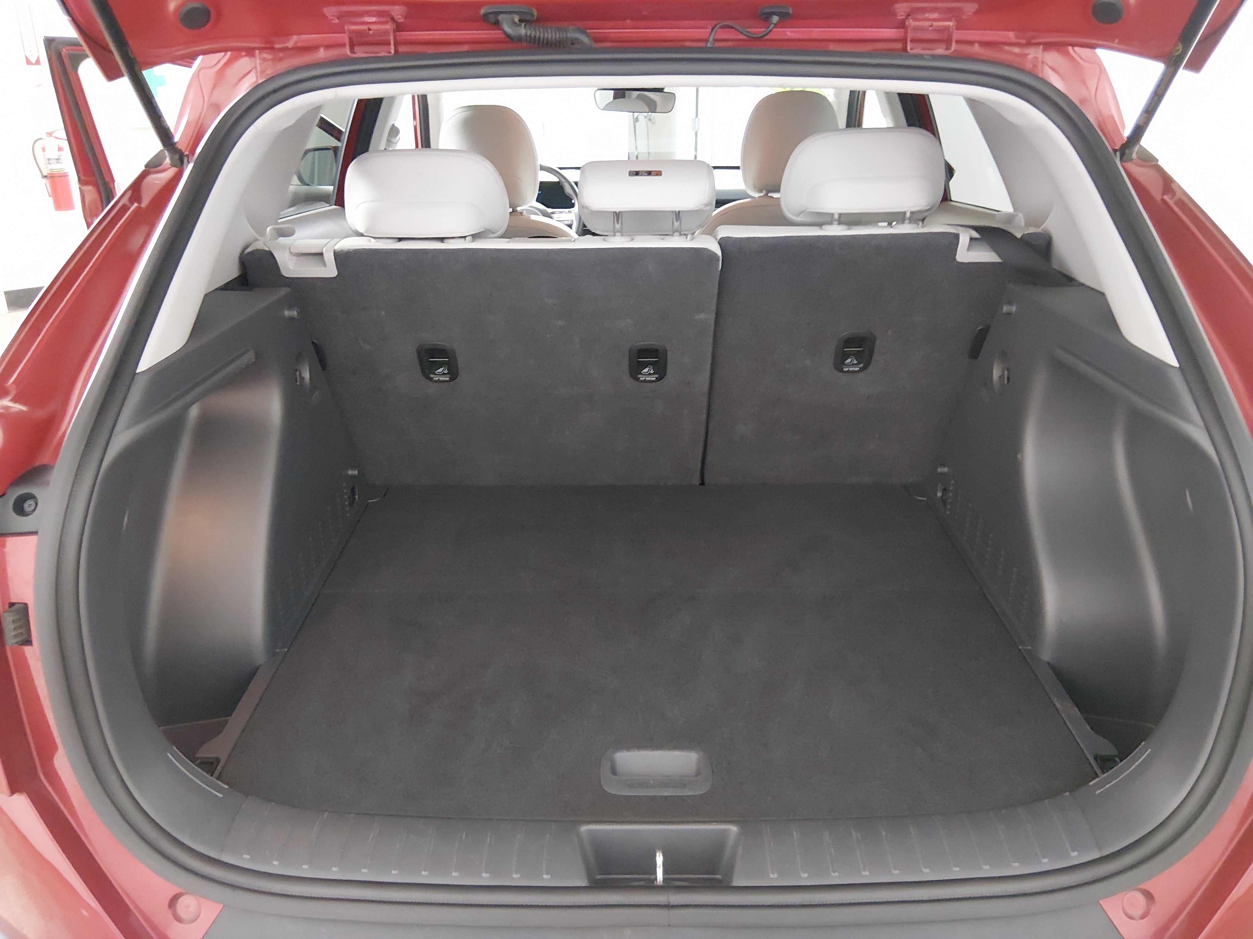 2024 Hyundai Kona SEL - Photo 11