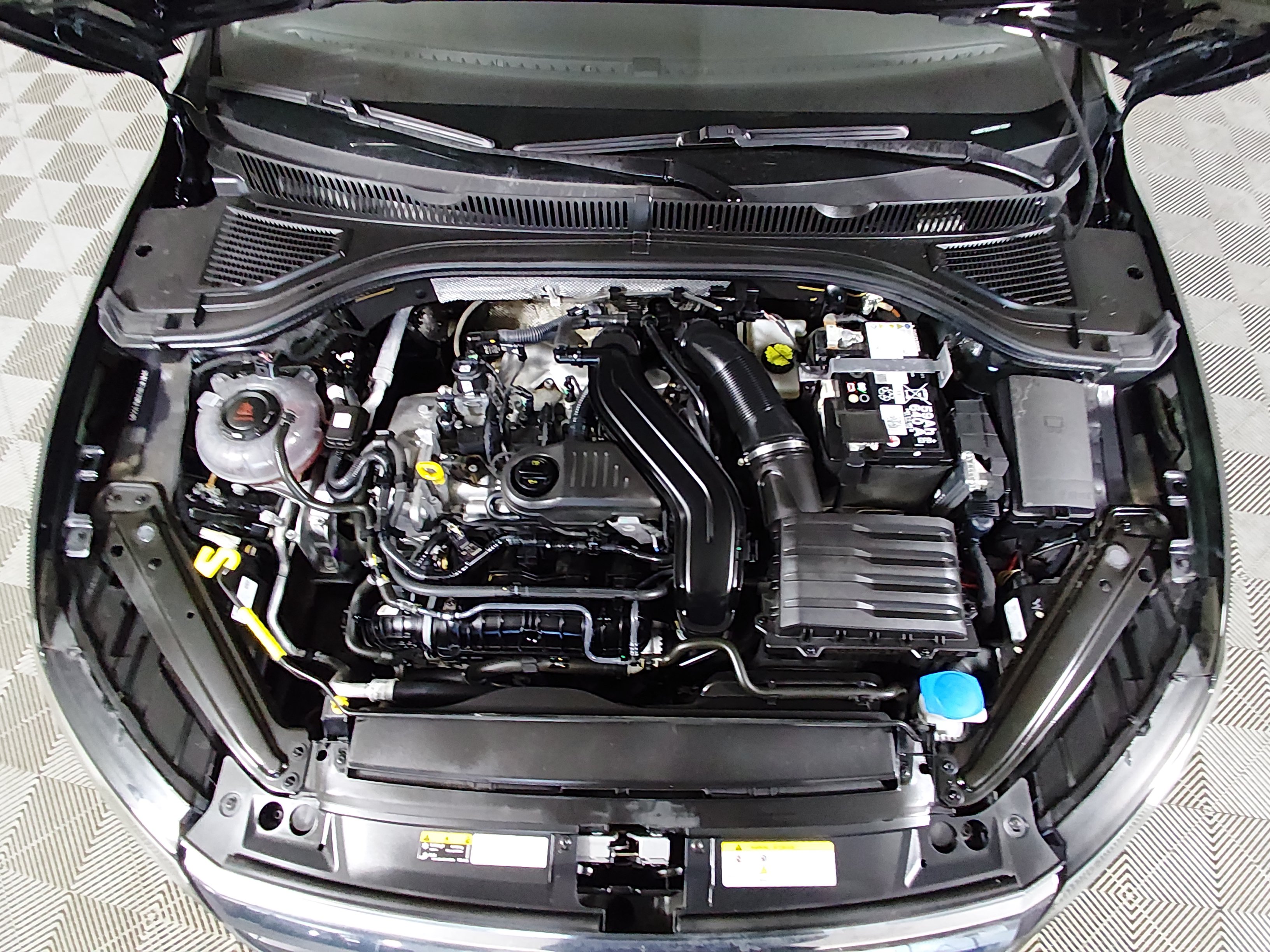 2024 Volkswagen Jetta SE - Photo 9