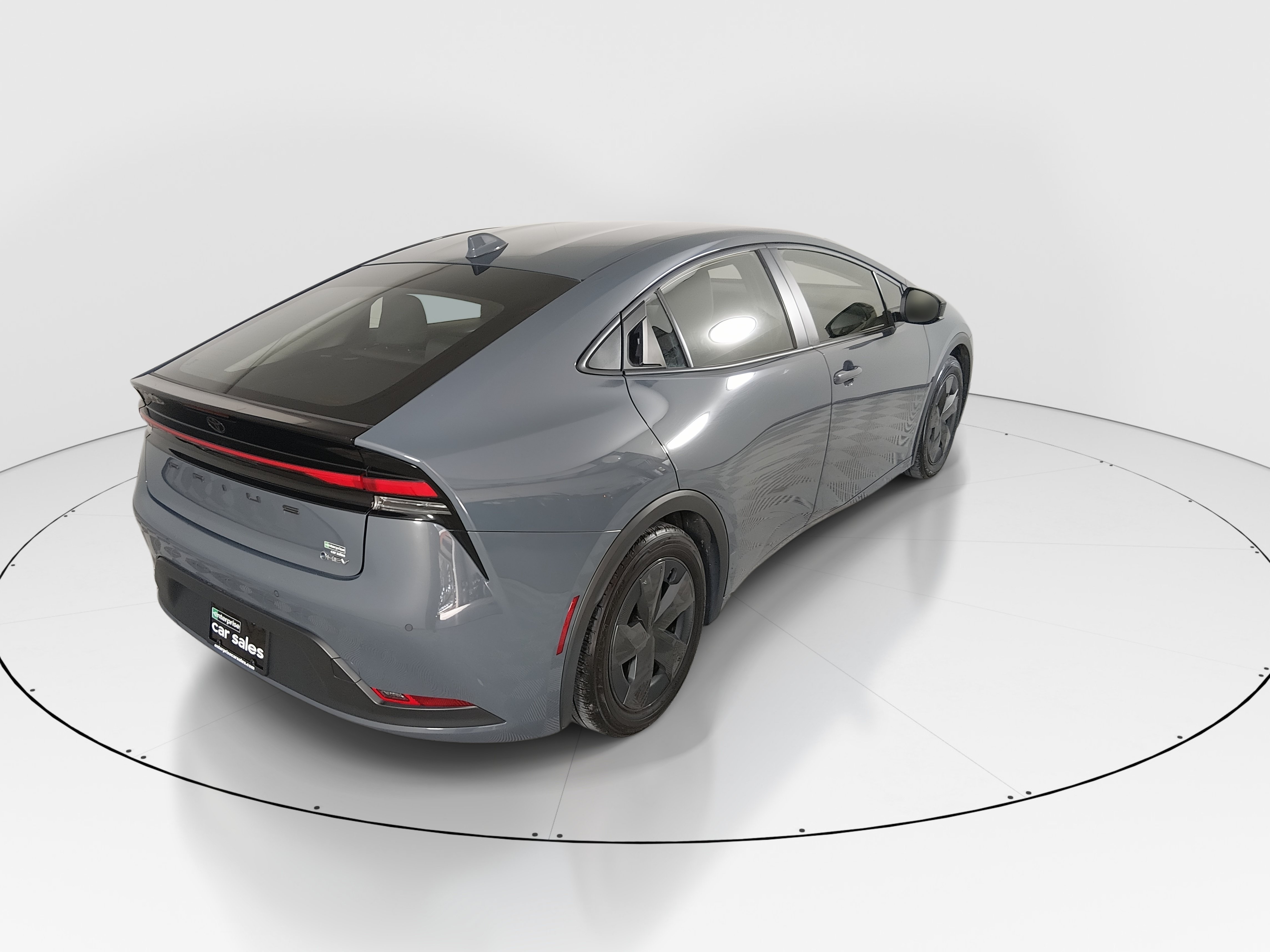 2025 Toyota Prius LE - Photo 7