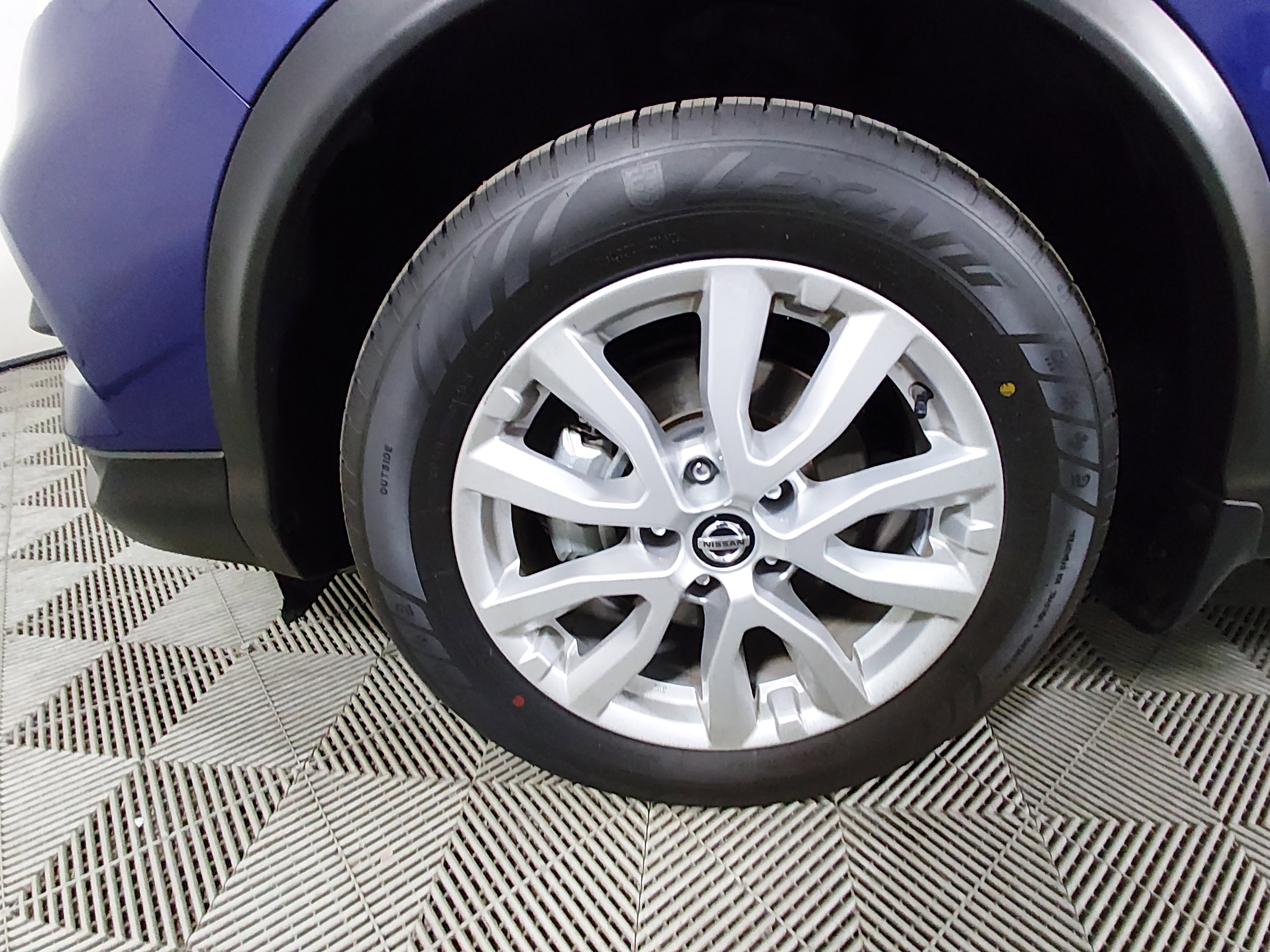 2022 Nissan Rogue Sport SV - Photo 10