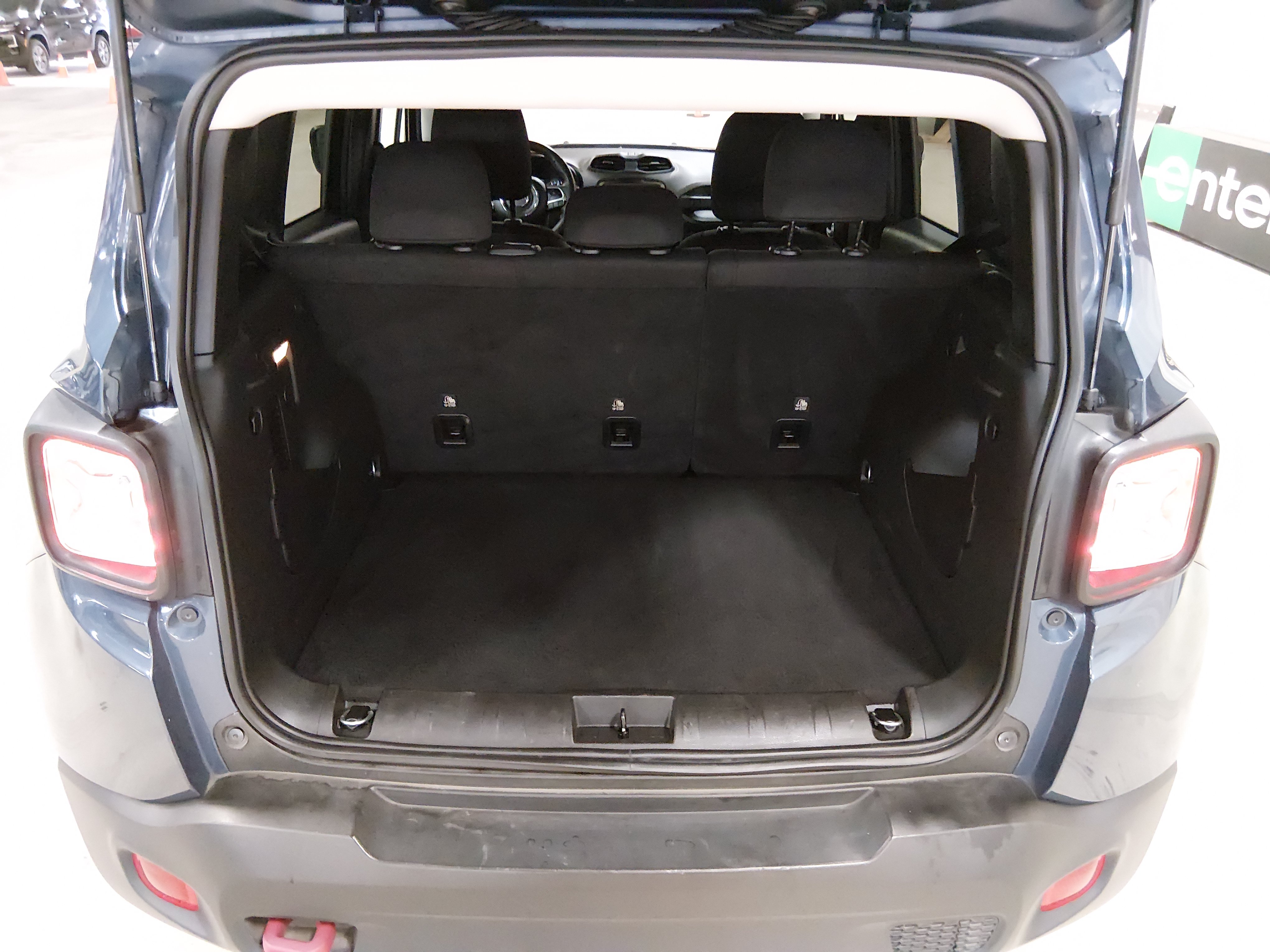 2023 Jeep Renegade Trailhawk - Photo 11