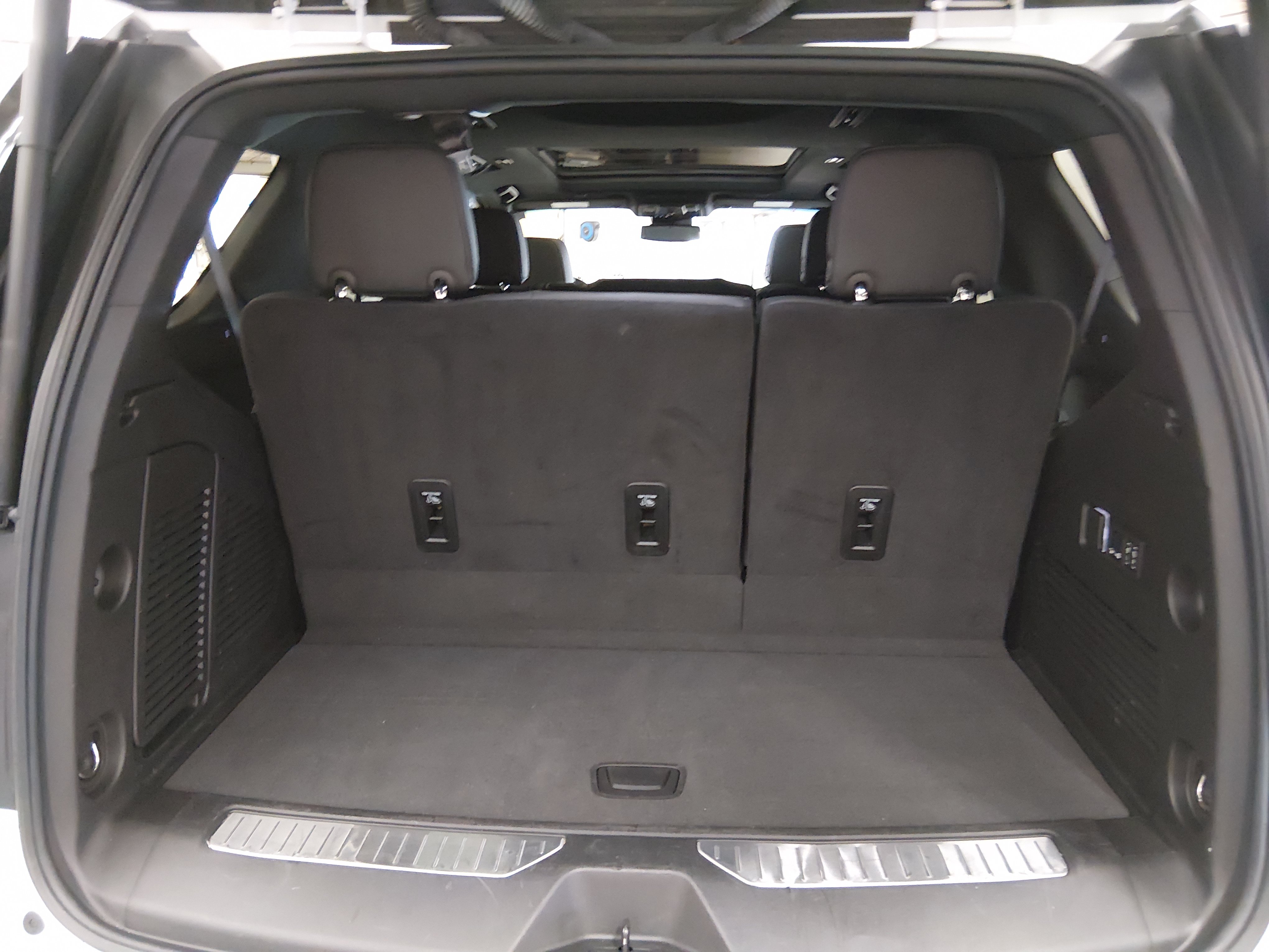 2024 Chevrolet Tahoe Z71 - Photo 11
