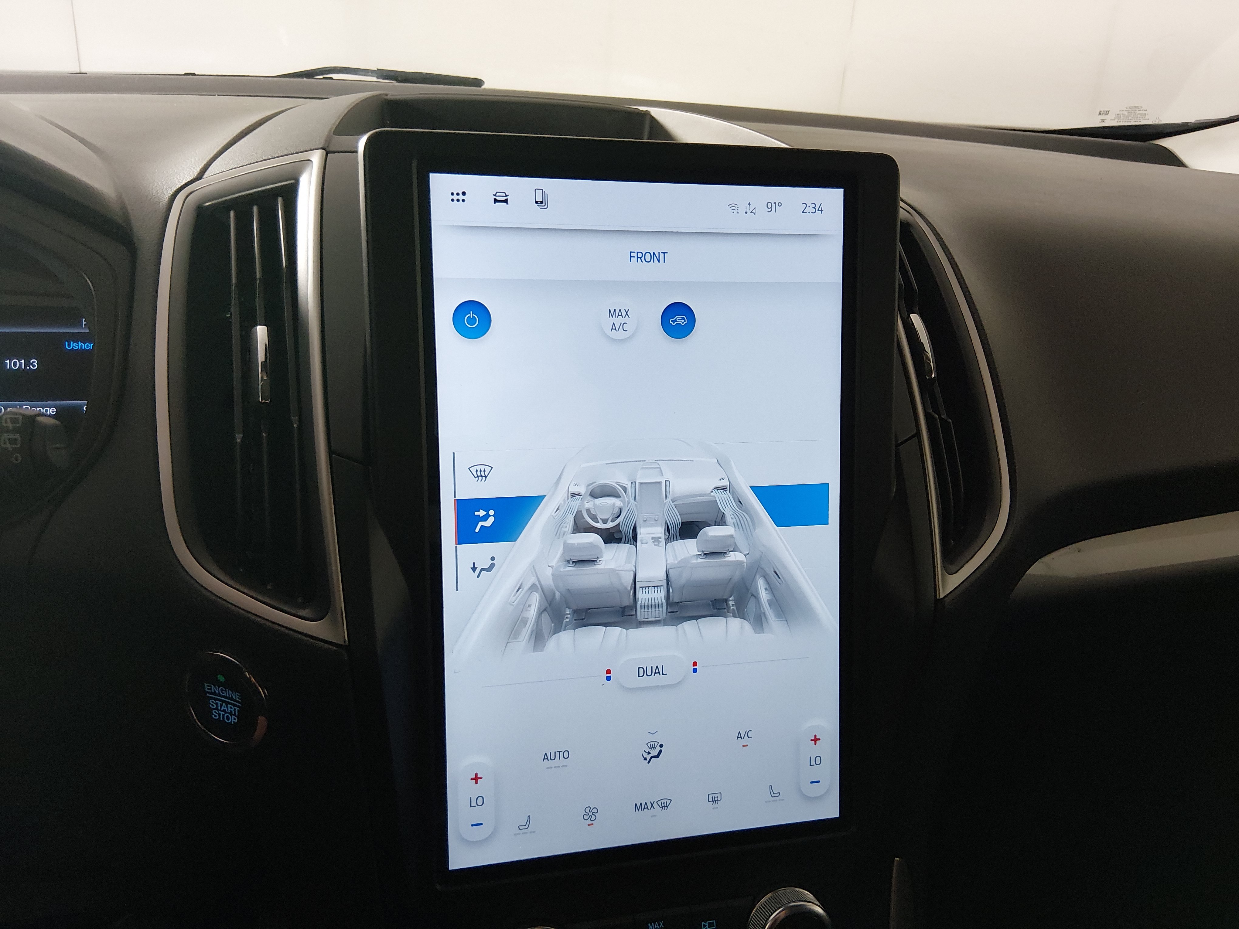 2024 Ford Edge SEL - Photo 18