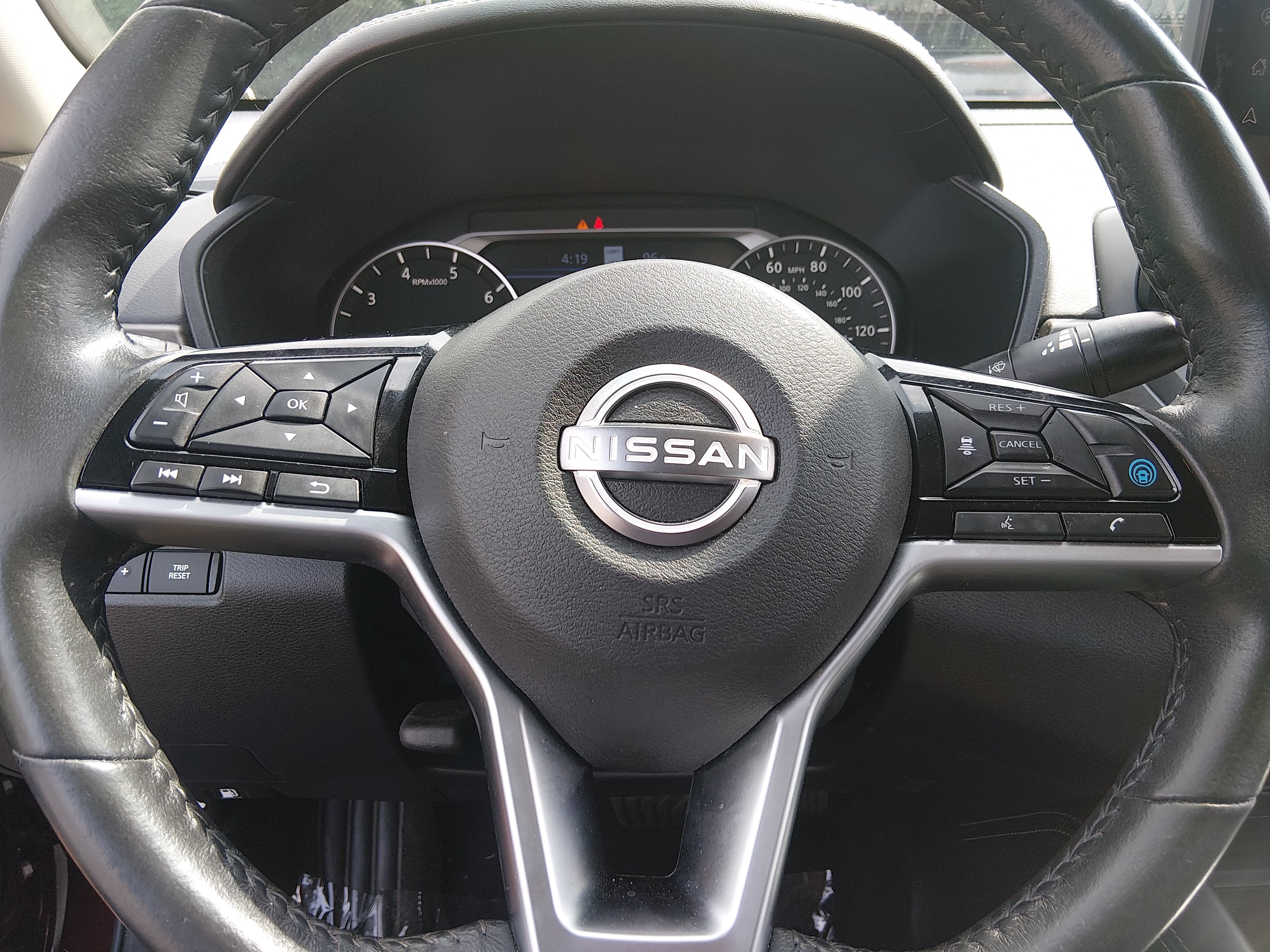 2024 Nissan Altima SV - Photo 12